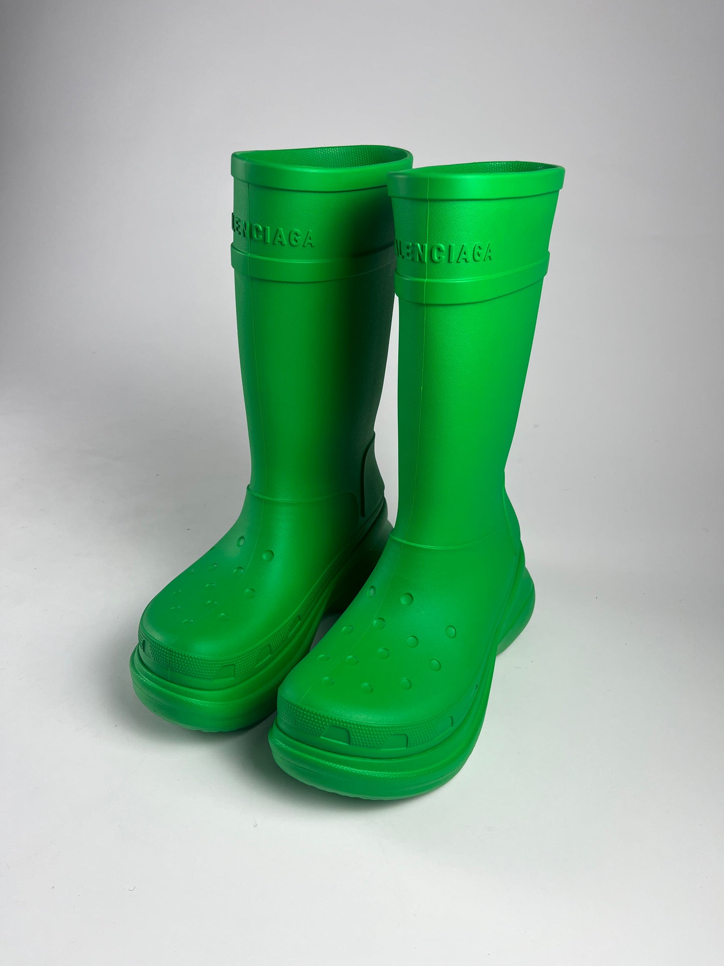 Balenciaga Grinch Oversized Crocs Fisher Boots Resort 2022 - 45 EU