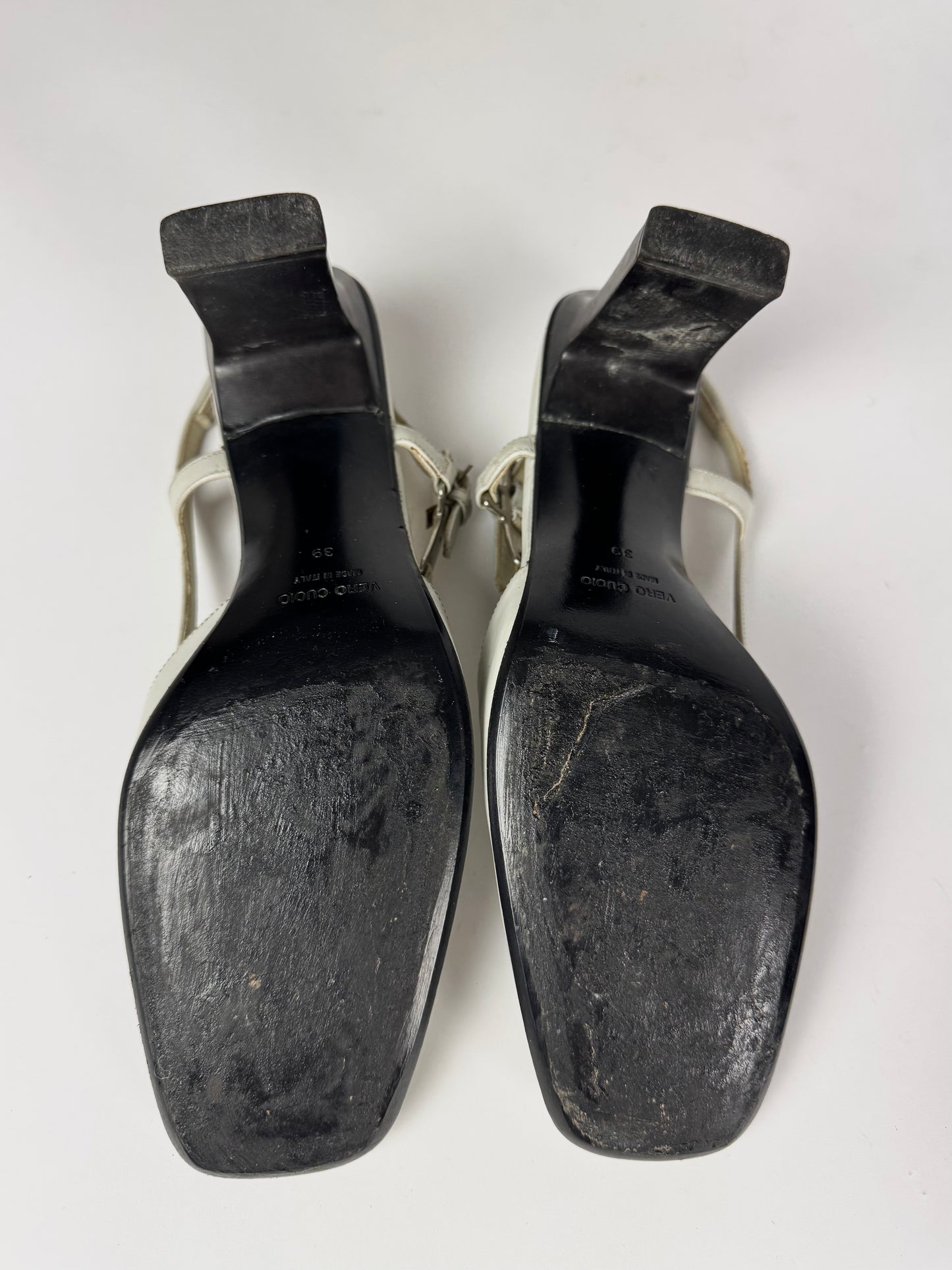 Prada Patent White Leather Slingback Pumps 1990s - 39 IT/39,5 EU