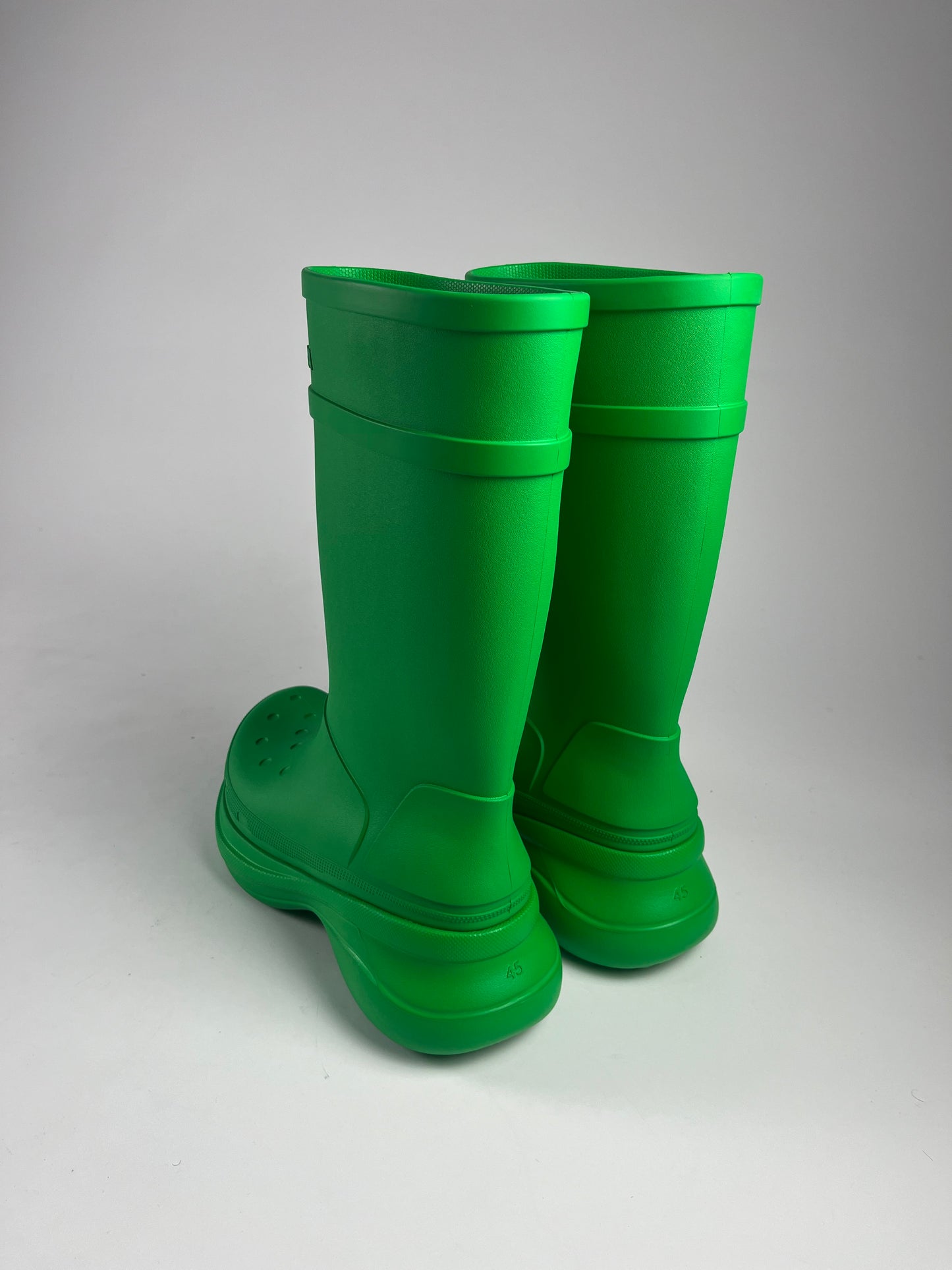 Balenciaga Grinch Oversized Crocs Fisher Boots Resort 2022 - 45 EU