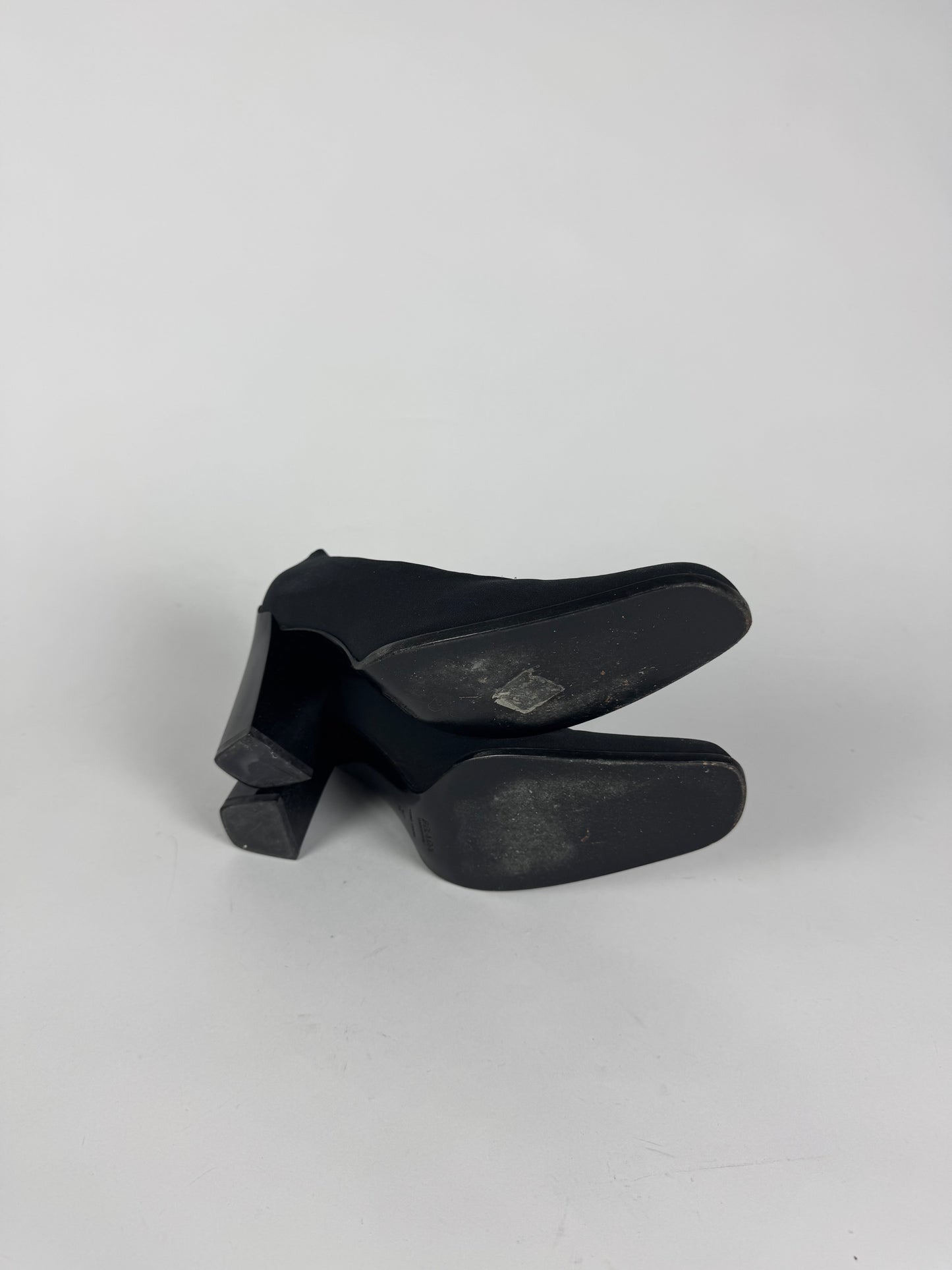 Prada Black Mary Jane Square Toe Pumps FW 1998 - 37,5 IT/38 EU