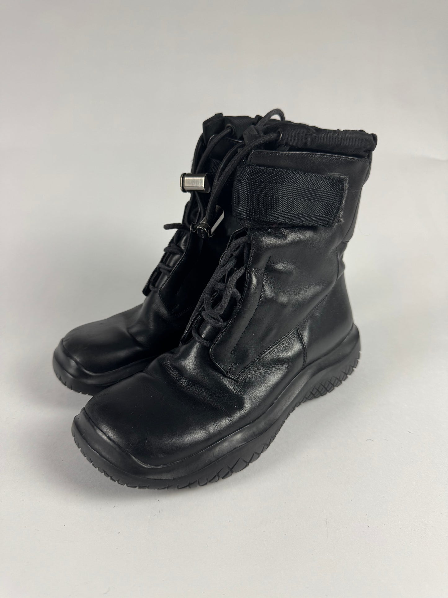 Prada Strapped Black Leather High Velcro Boots FW 1999 - 36,5 IT/37,5 EU