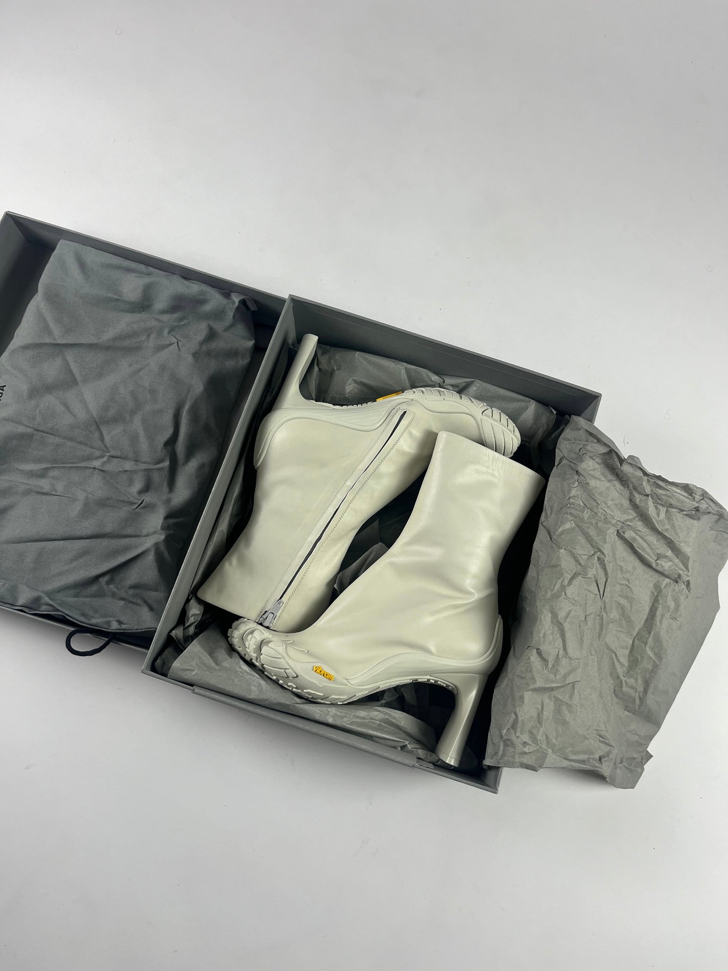 Balenciaga Vibram White Leather Heeled FiveFingers Toe Boots FW 2020 - 37 EU