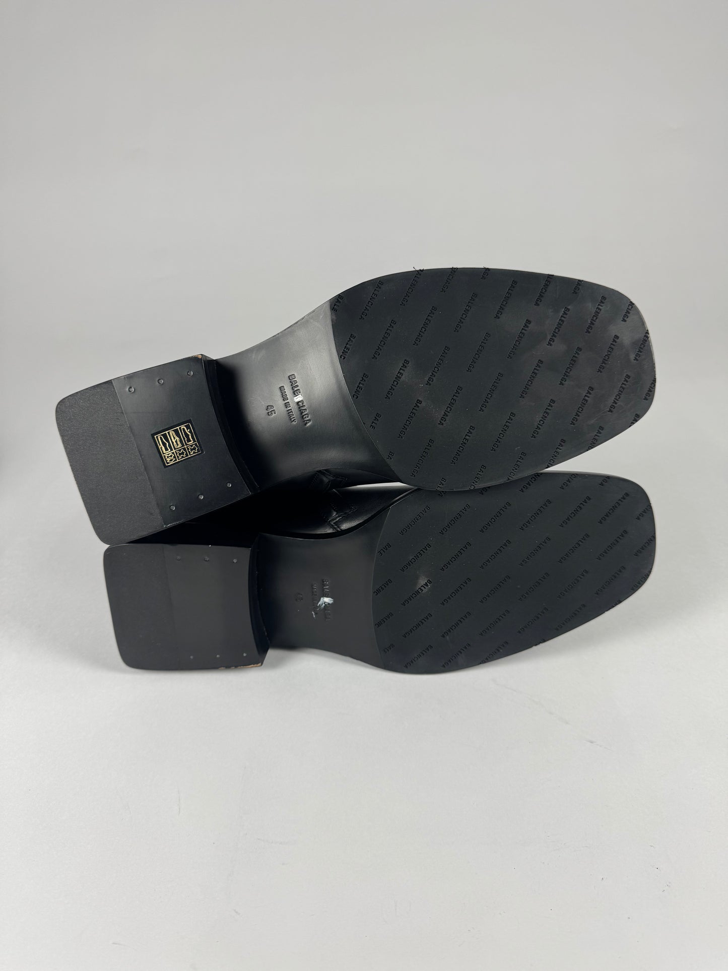 Balenciaga Black Square Rim Carrera Lux Calfskin Boots FW 2019 - 45 EU