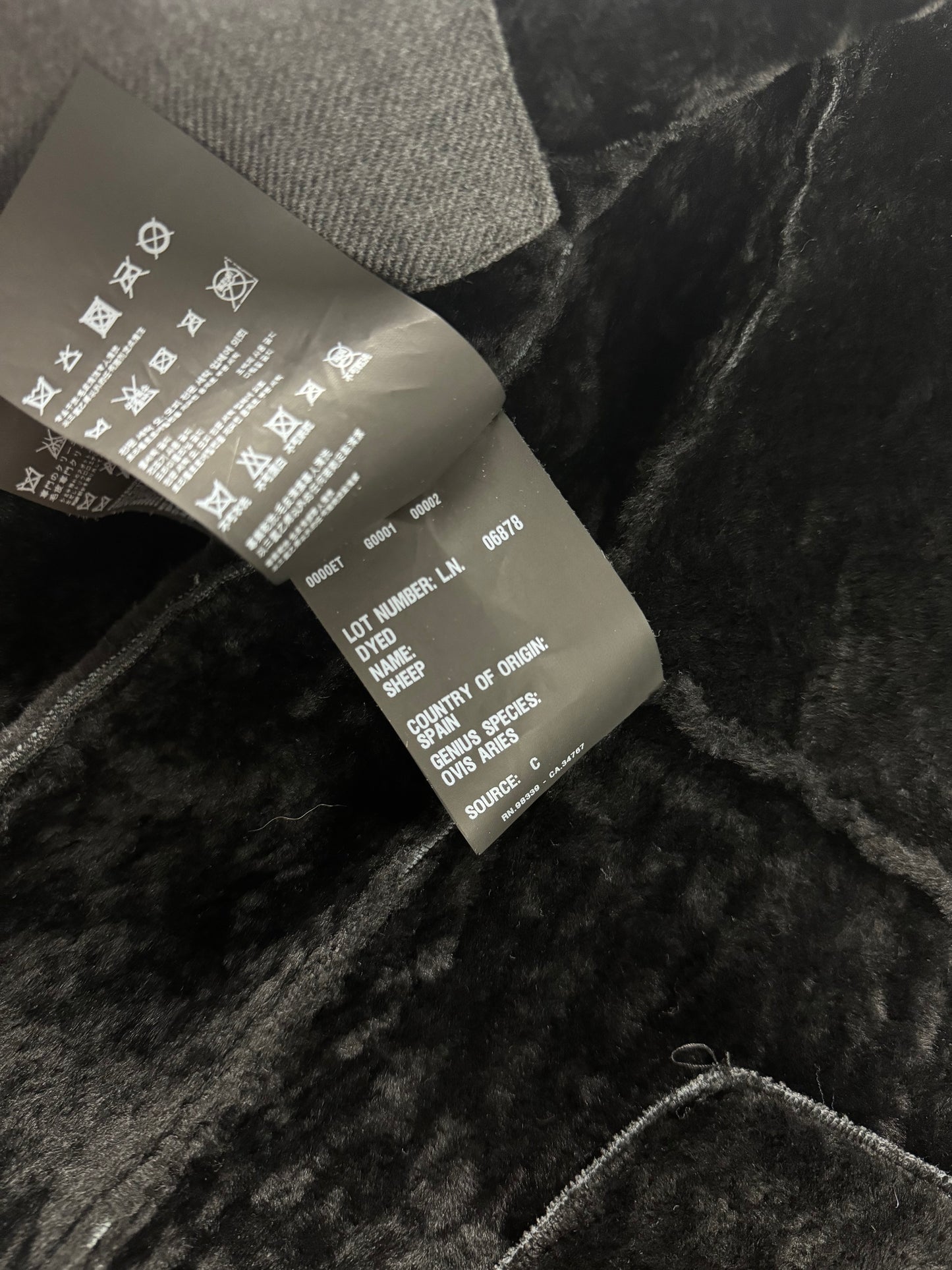 Prada Wool Inside Sheep Fur Elegant Collar FW 2010 - XS