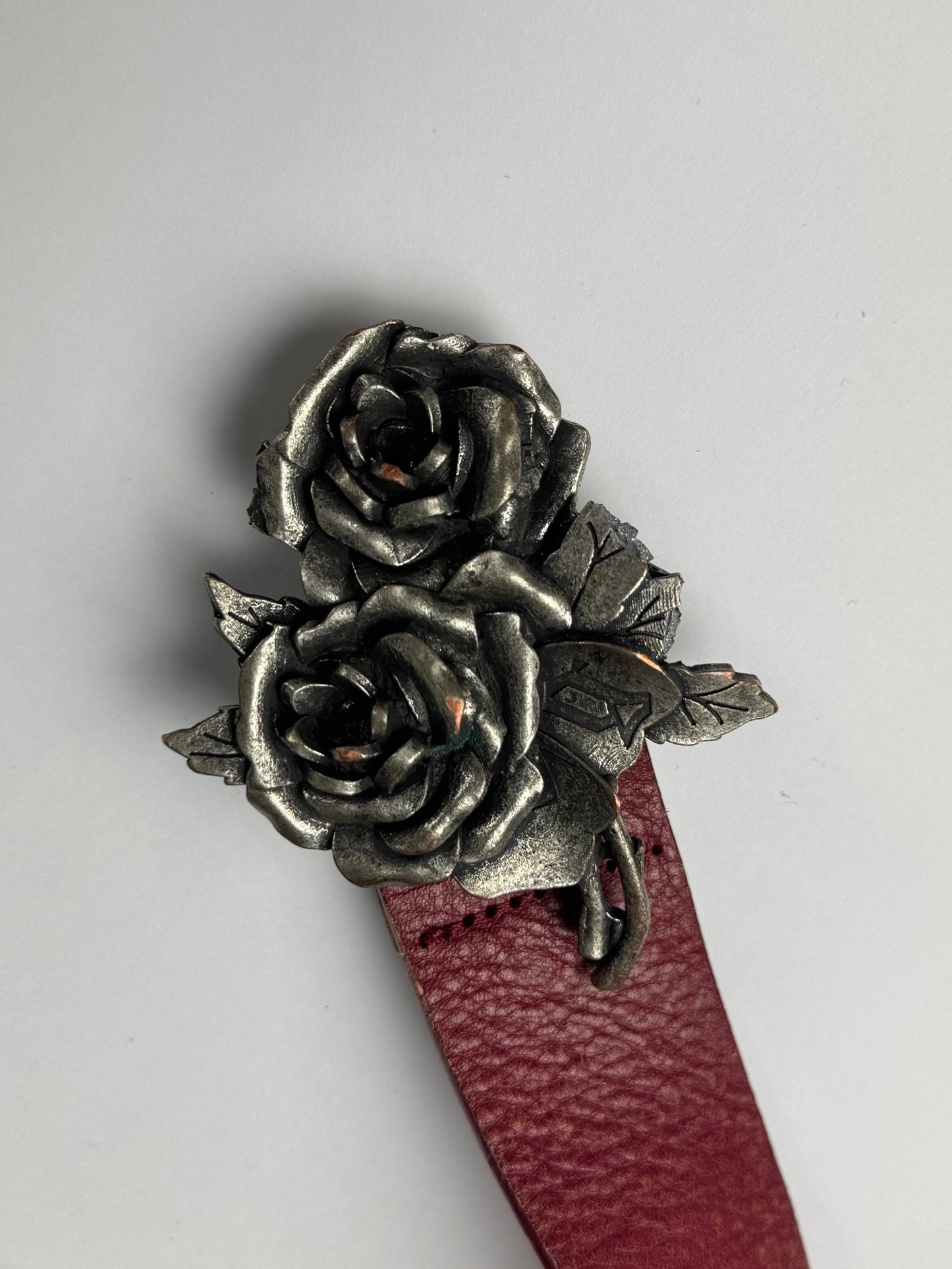John Galliano Red Silver Roses Leather Belt 2000s - 85 CM