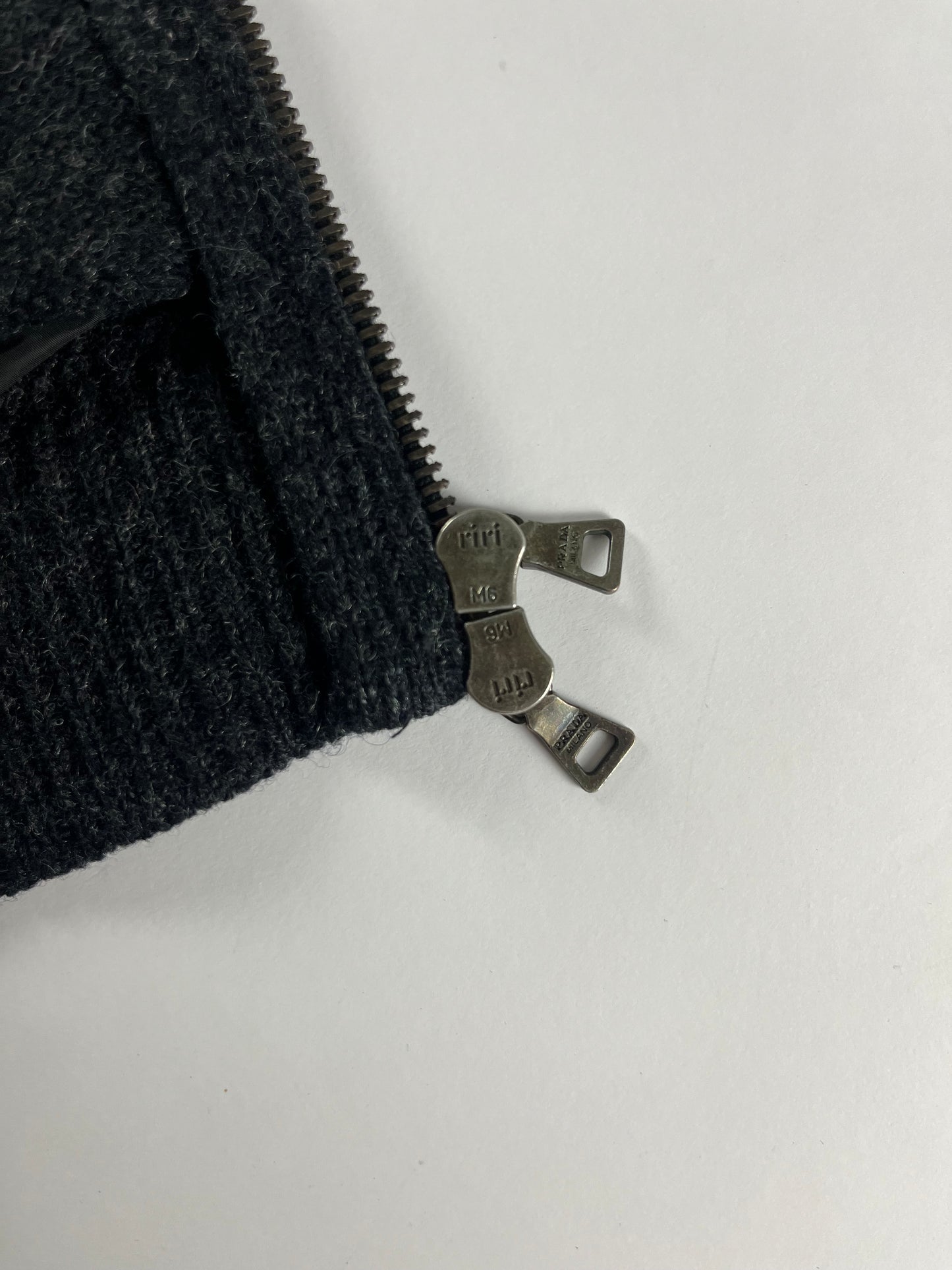 Prada Essential Fit Zip Turtleneck Wool Zipper 2000s - M