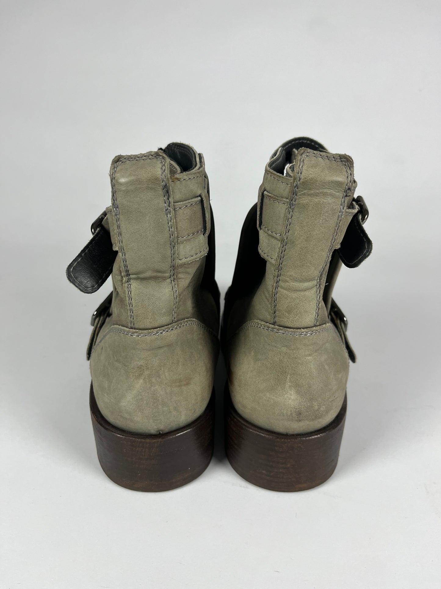 Chanel Sample Post Apocalyptic Belted Boots FW 2011 - 43 EU