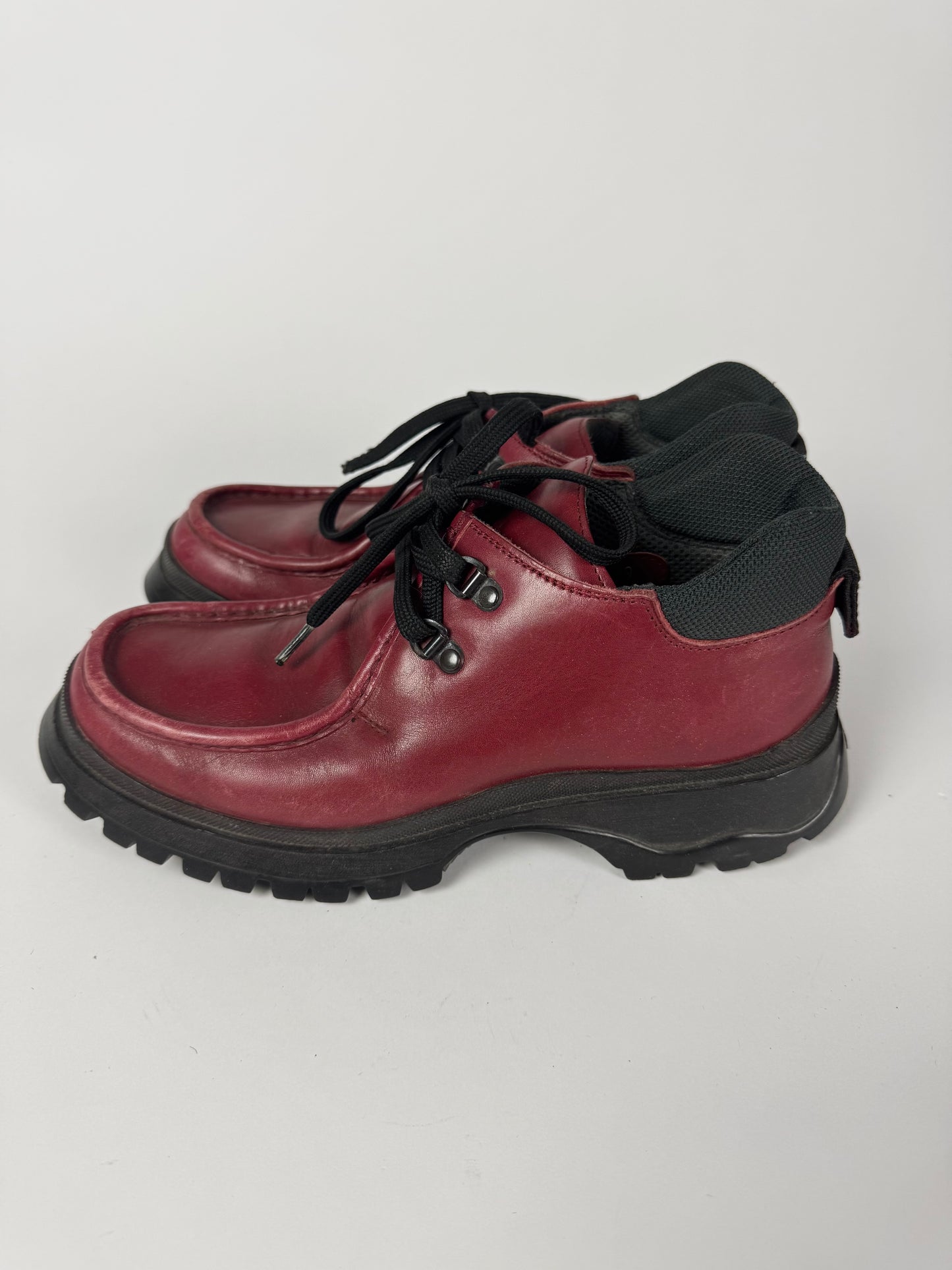 Prada Red Leather Vibram Platform Shoes FW 1999 - 39 IT/39,5 EU