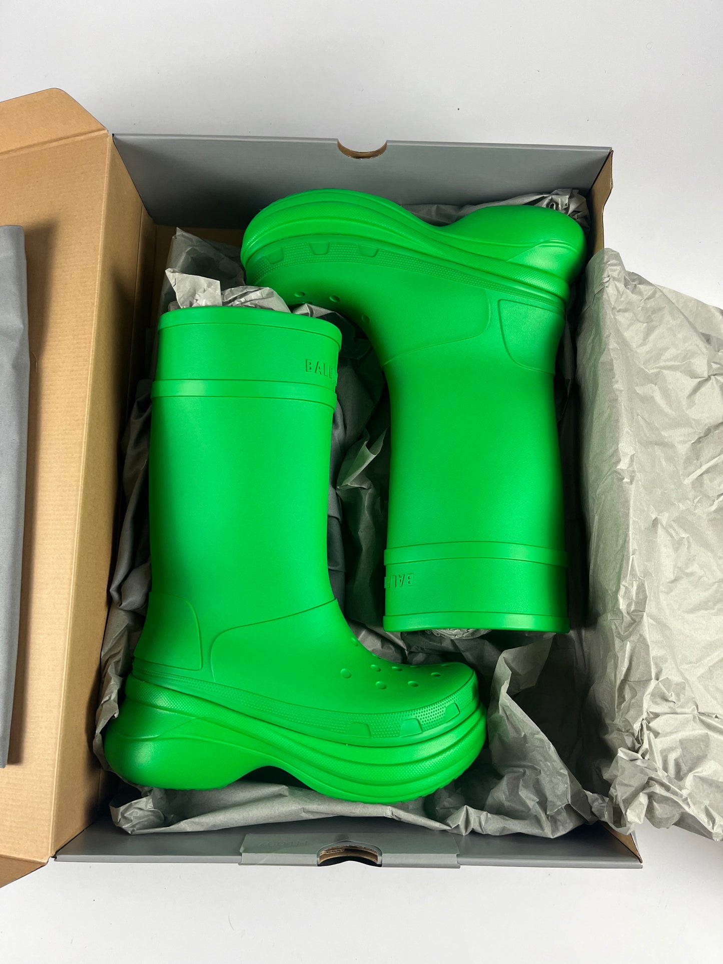 Balenciaga Grinch Oversized Crocs Fisher Boots Resort 2022 - 45 EU