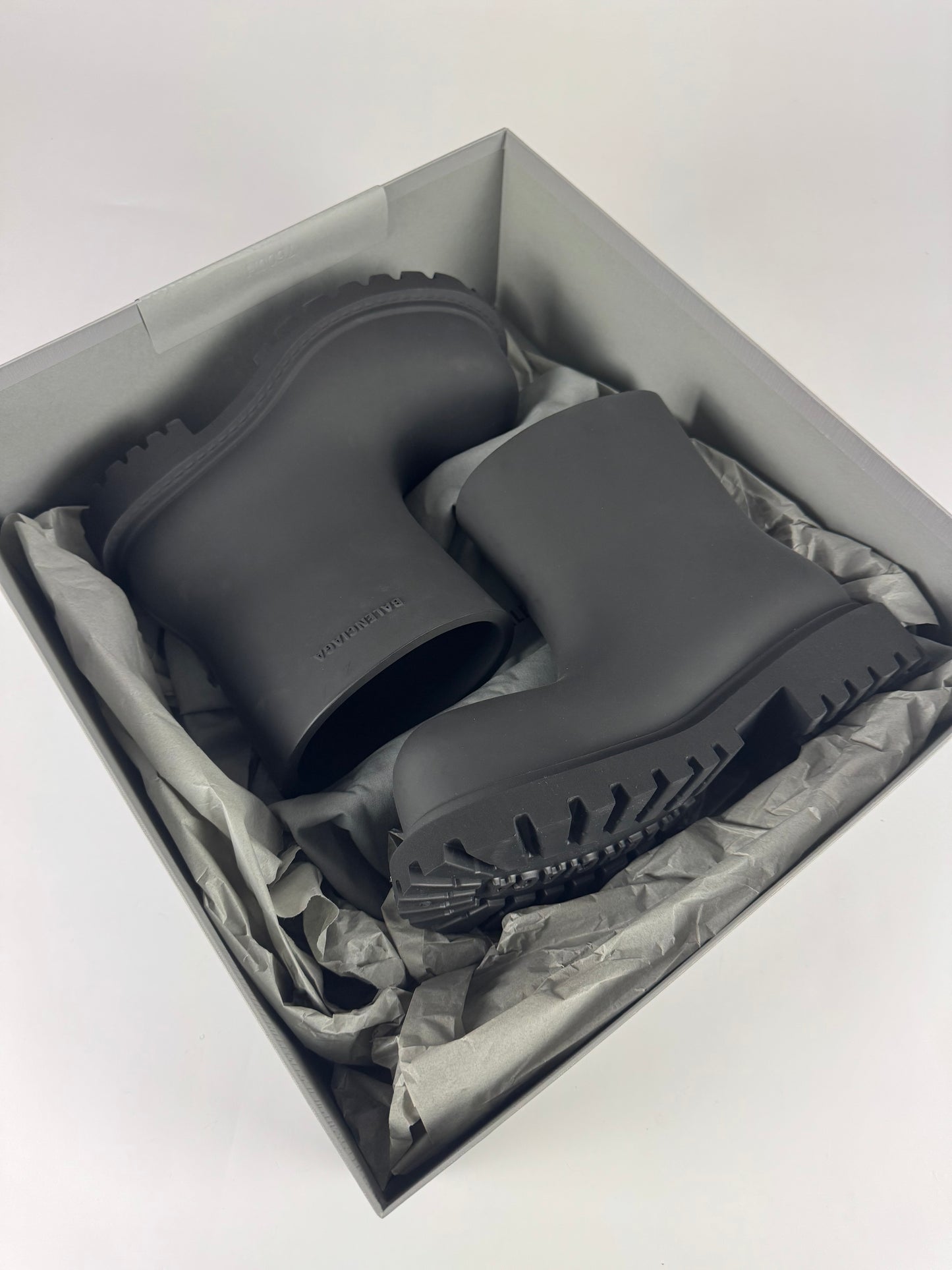 Balenciaga Dark Grey Steroid Oversized Boots Resort 2023 - 43 EU