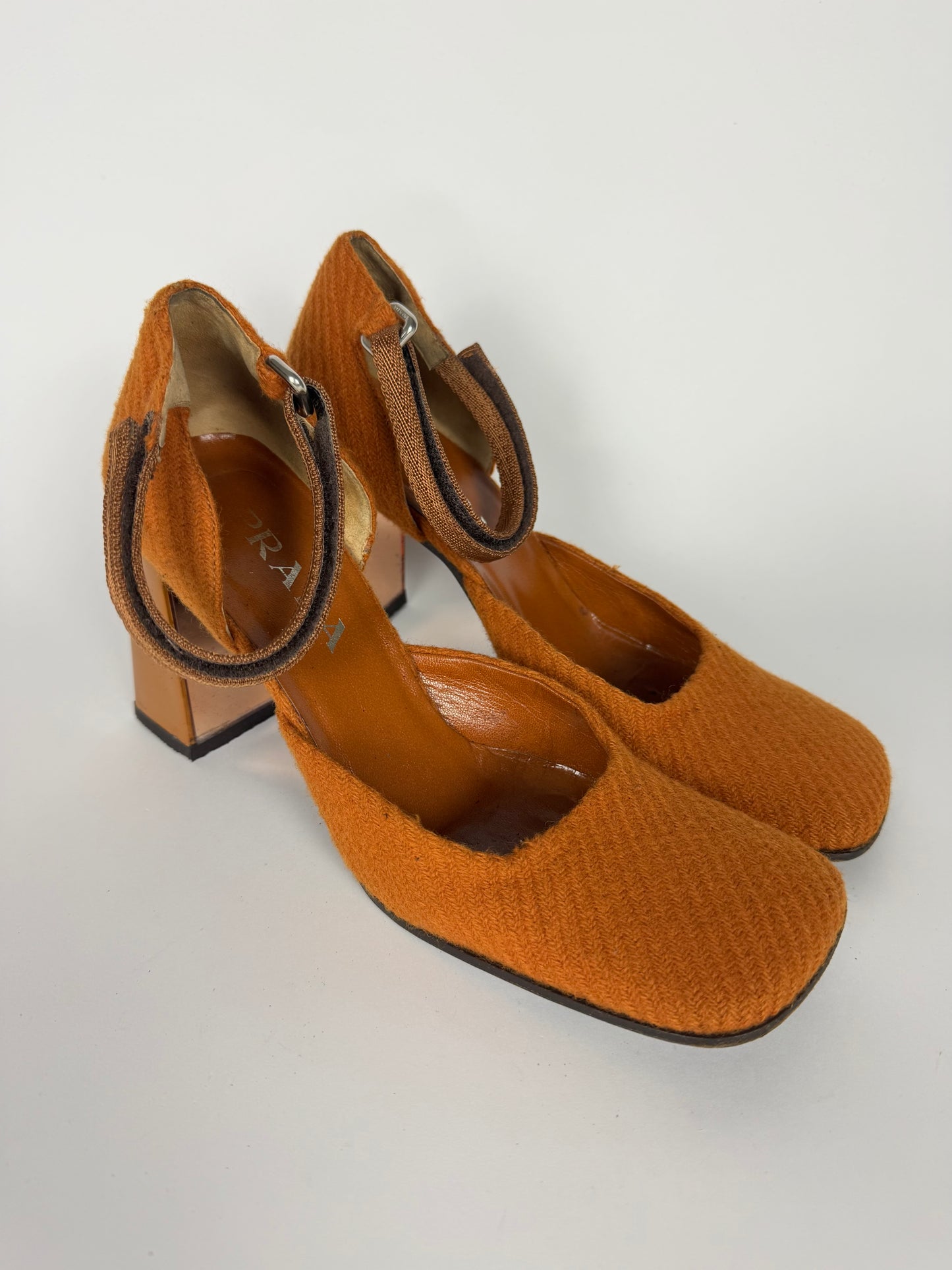 Prada Strapped Orange Mary Jane Tweed Heels FW 1999 - 39 IT/39,5 EU