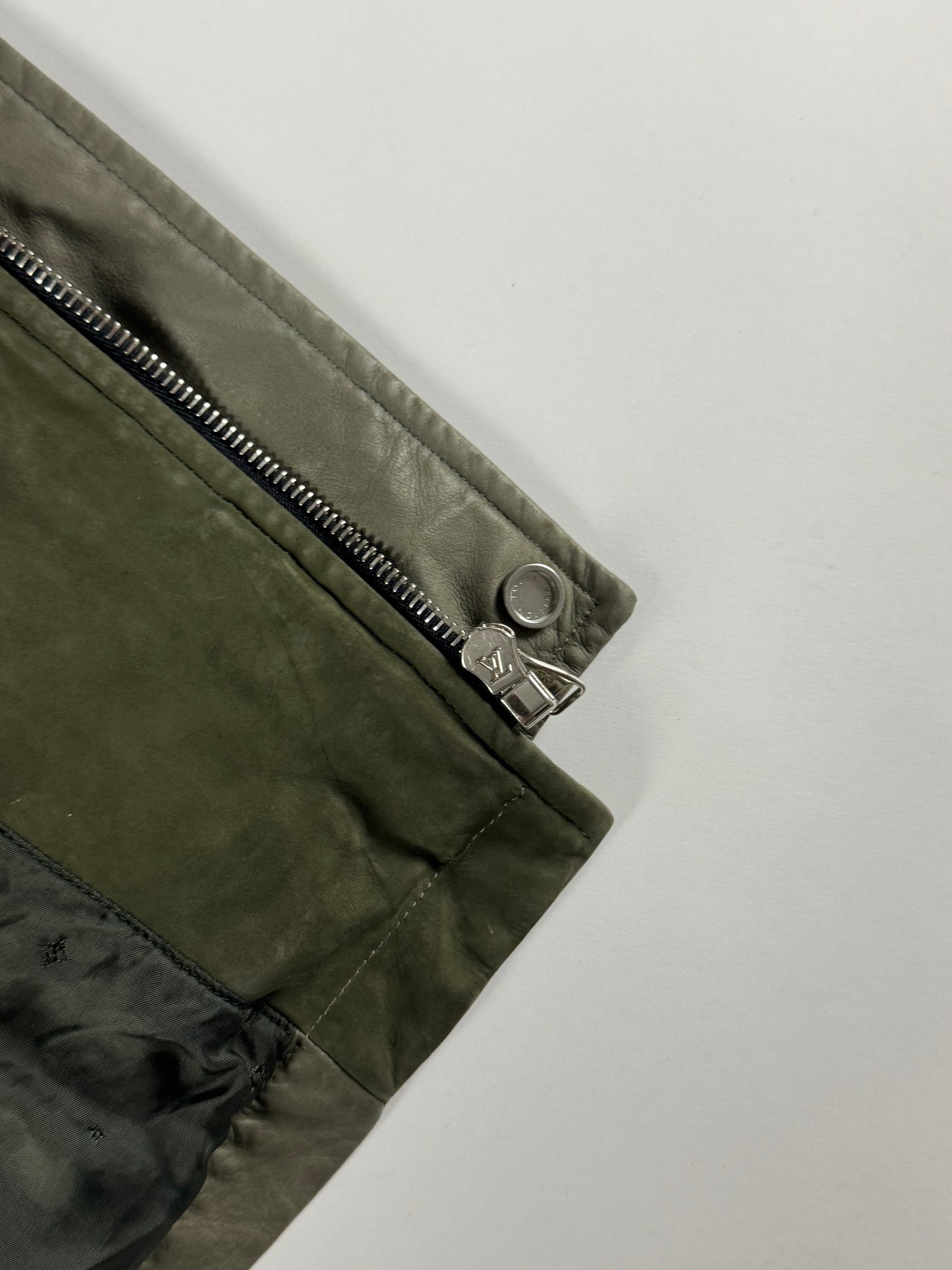 Louis Vuitton Sample Utility Army Calfskin Leather Kaki Sleeveless Jacket FW 2016 - M