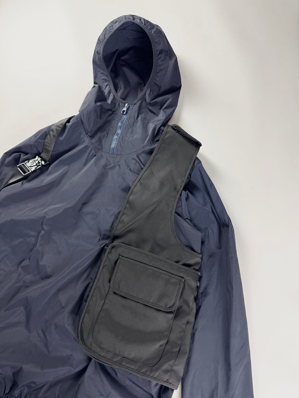 Louis Vuitton Marine Packable Harness Hooded Jacket FW 2019 - M