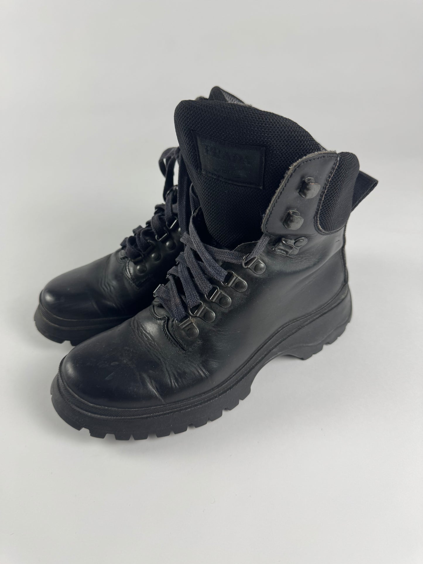 Prada Vibram Black Leather Combats High Boots FW 1999 - 37,5 IT/38,5 EU