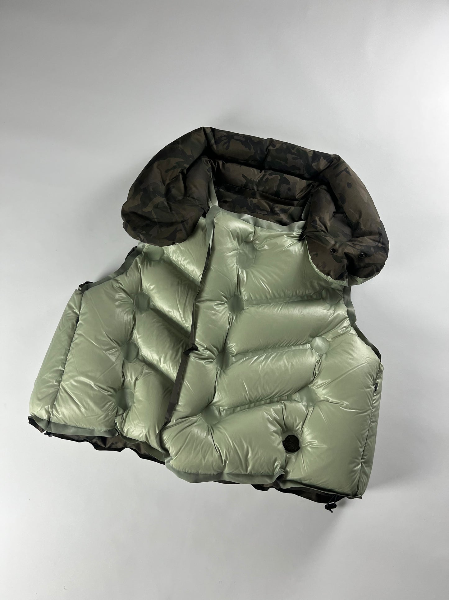 Moncler Genius x Dingyun Zhang Green Reversible Down Zadena Vest - S