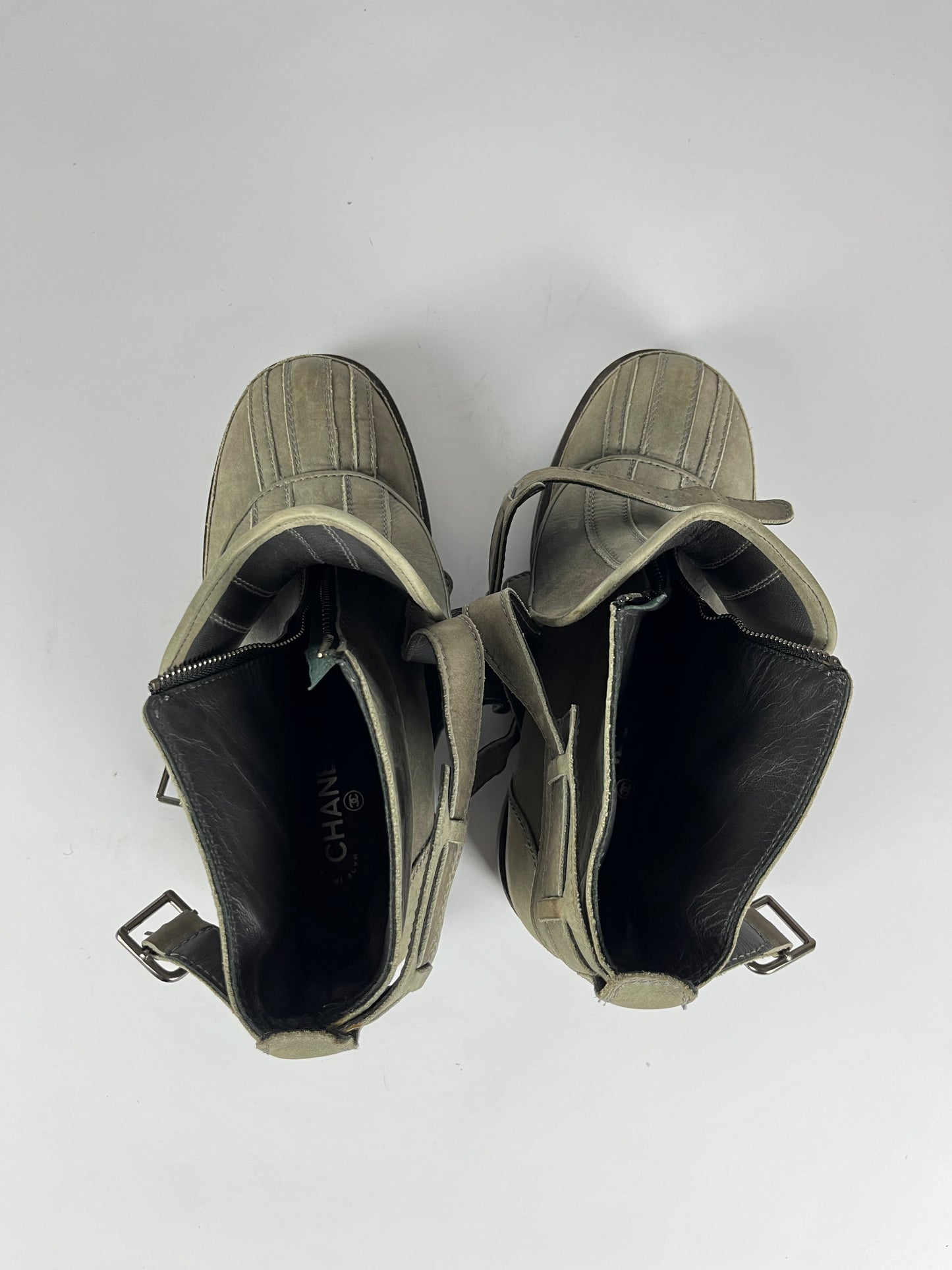 Chanel Sample Post Apocalyptic Belted Boots FW 2011 - 43 EU