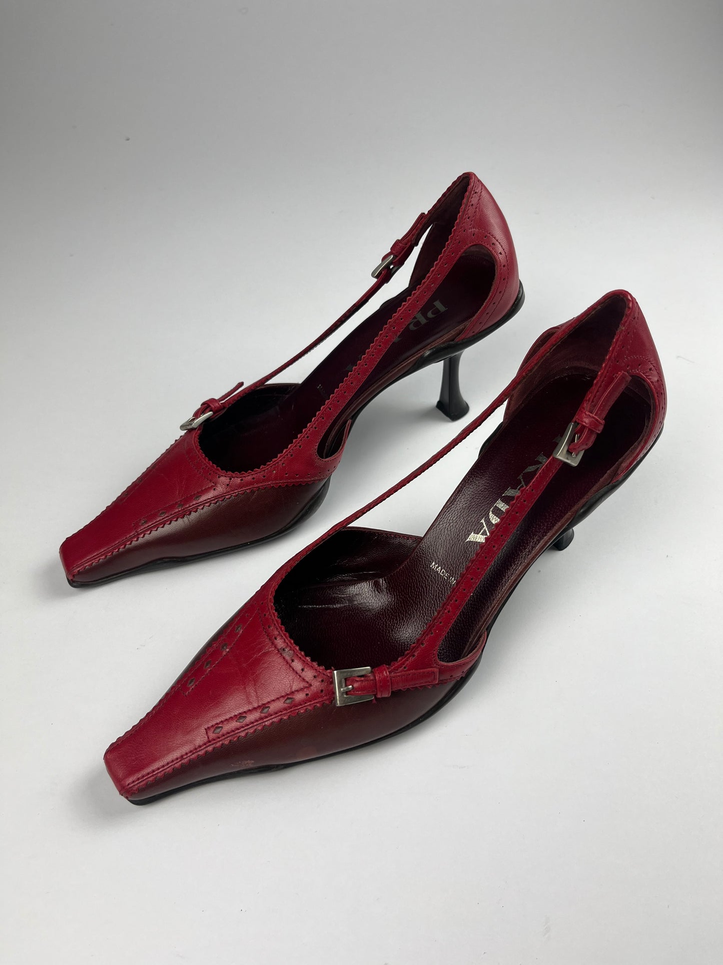 Prada Red Leather Belted Pumps FW 2000 - 37 IT/38 EU