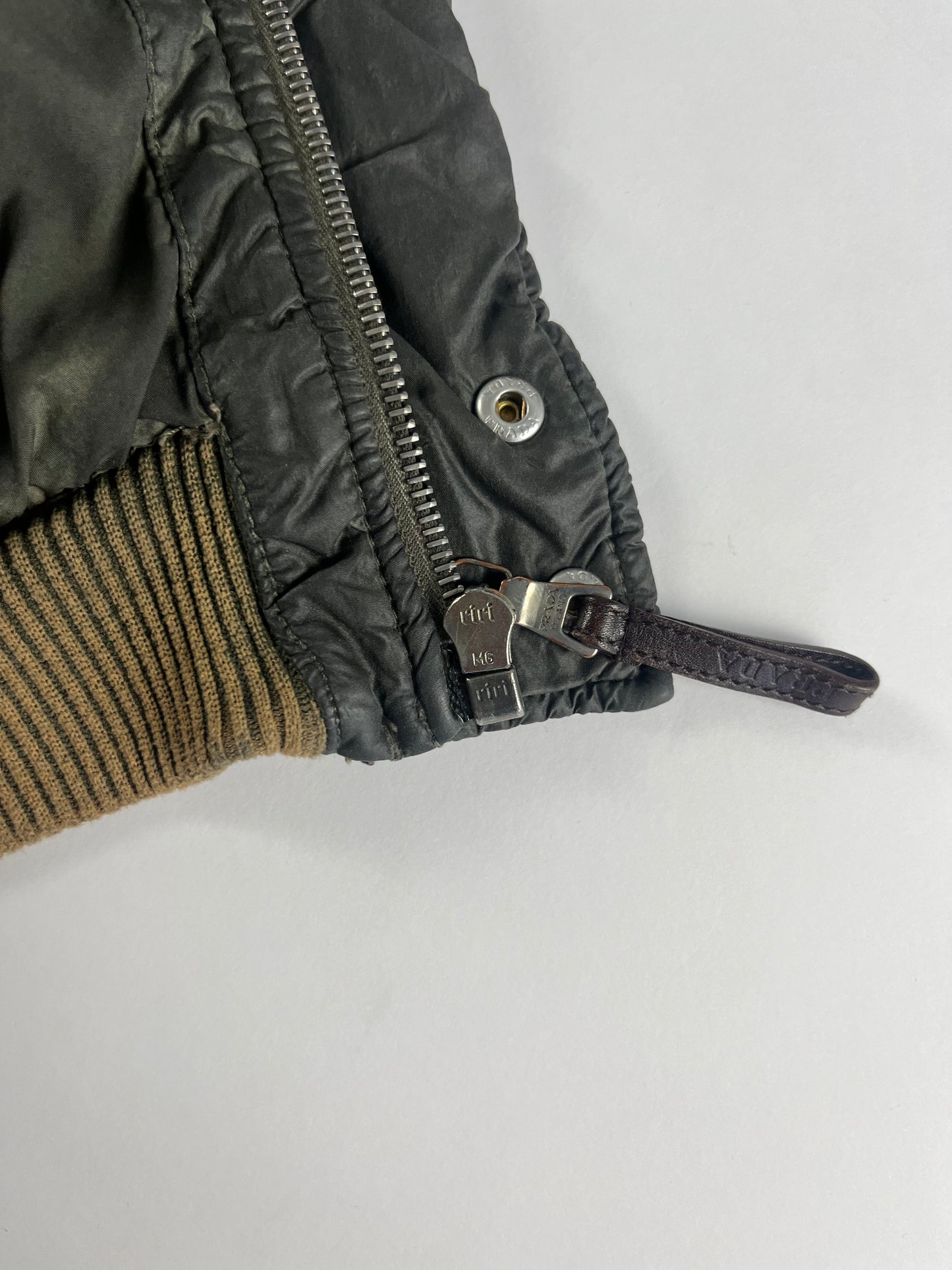 Prada Ribbed Trim Touch Puffer Down Jacket FW 2006 - L