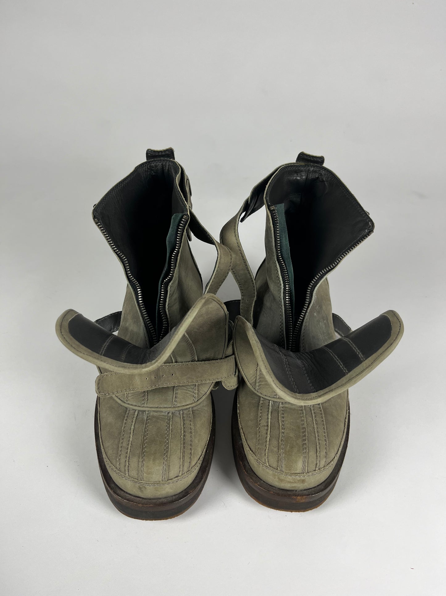 Chanel Sample Post Apocalyptic Belted Boots FW 2011 - 43 EU