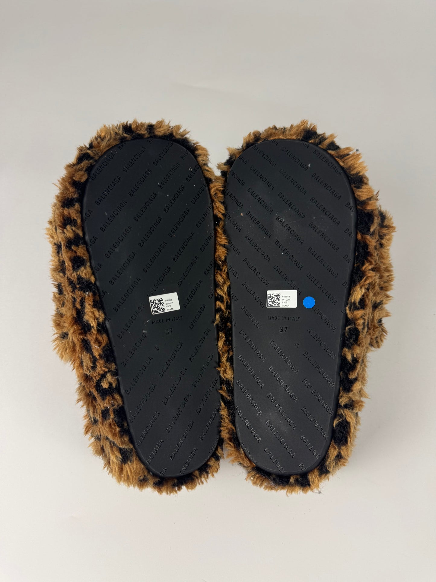 Balenciaga Sample Leopard Print Furry Slides SS 2023 - 37 EU