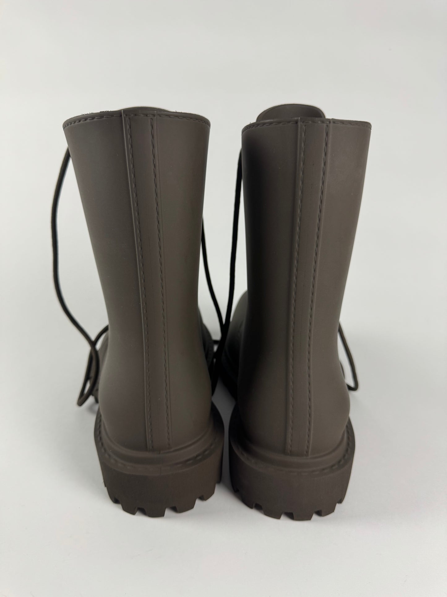 Balenciaga Brown Laced Steroid Oversized Boots Resort 2023 - 44 EU