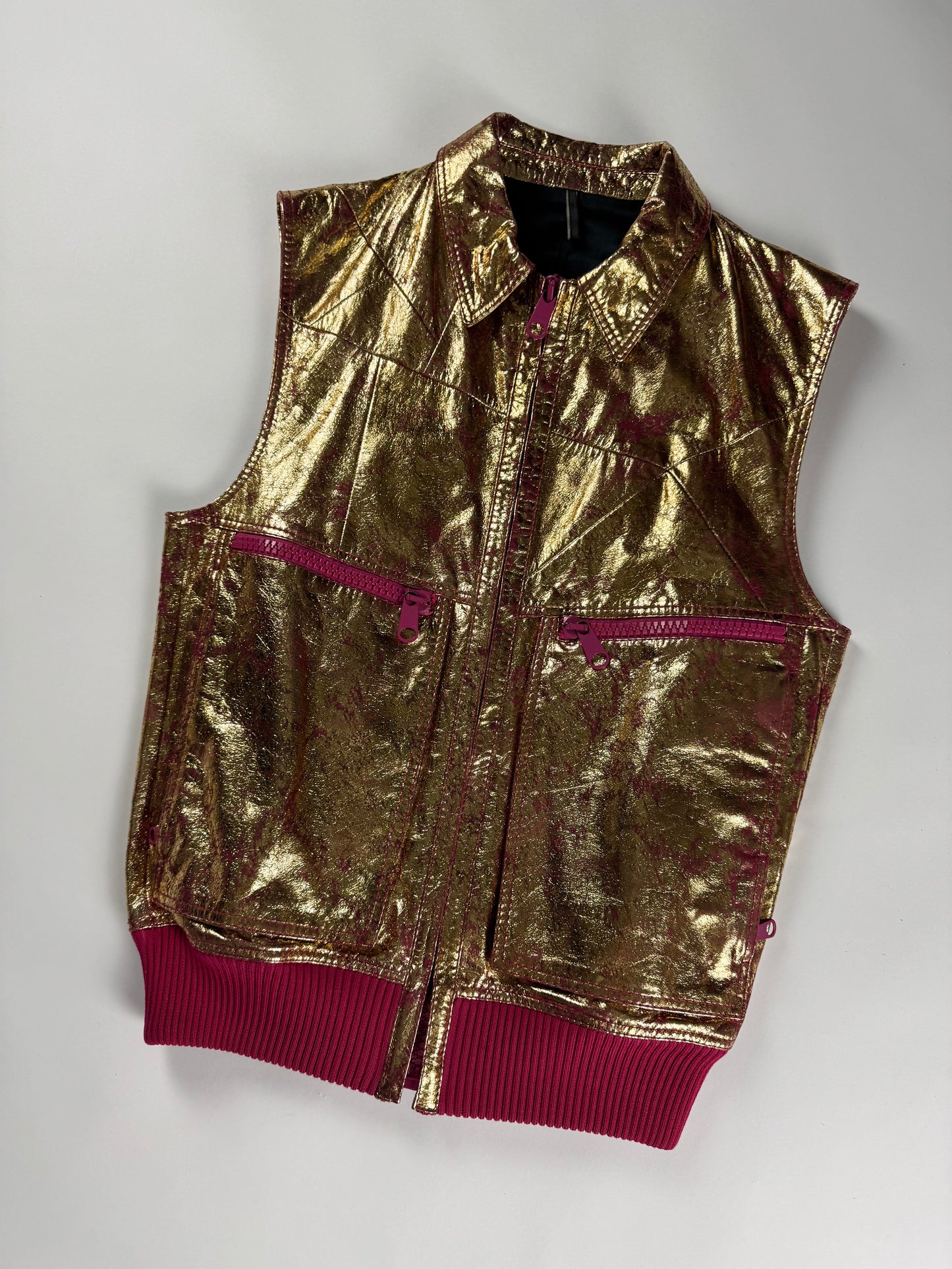Dior Homme Sample Oro Fluxia Gold Crinkled Metallic Fuchsia Zip Trim Leather Sleeveless Jacket SS 2009 - M