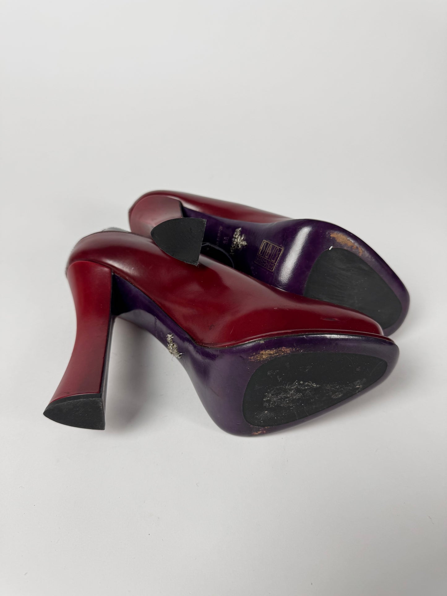 Prada Dipped Red Burgundy High Platform Mary Jane Round Toe Heels FW 2012 - 38 IT/38,5 EU