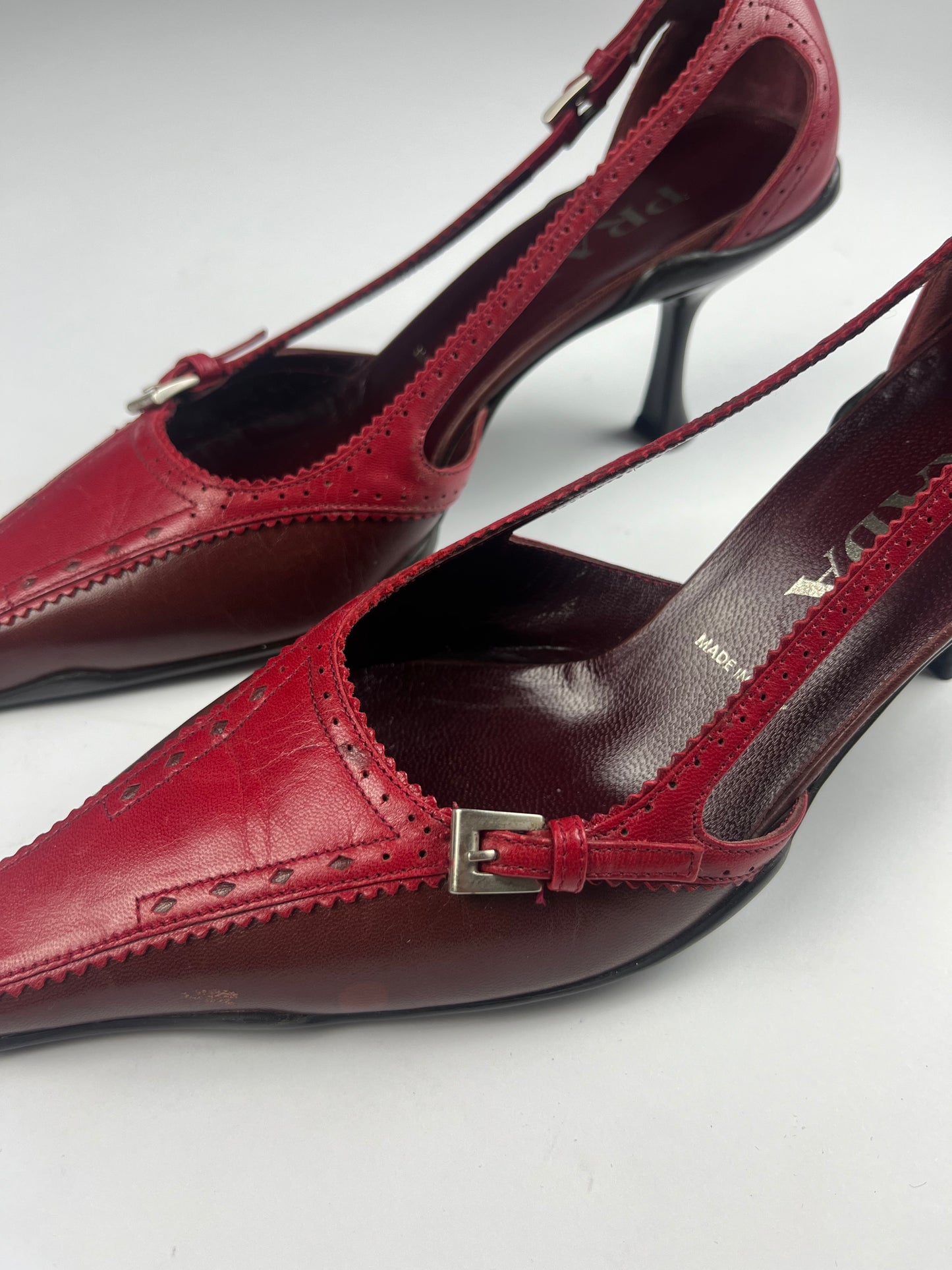 Prada Red Leather Belted Pumps FW 2000 - 37 IT/38 EU