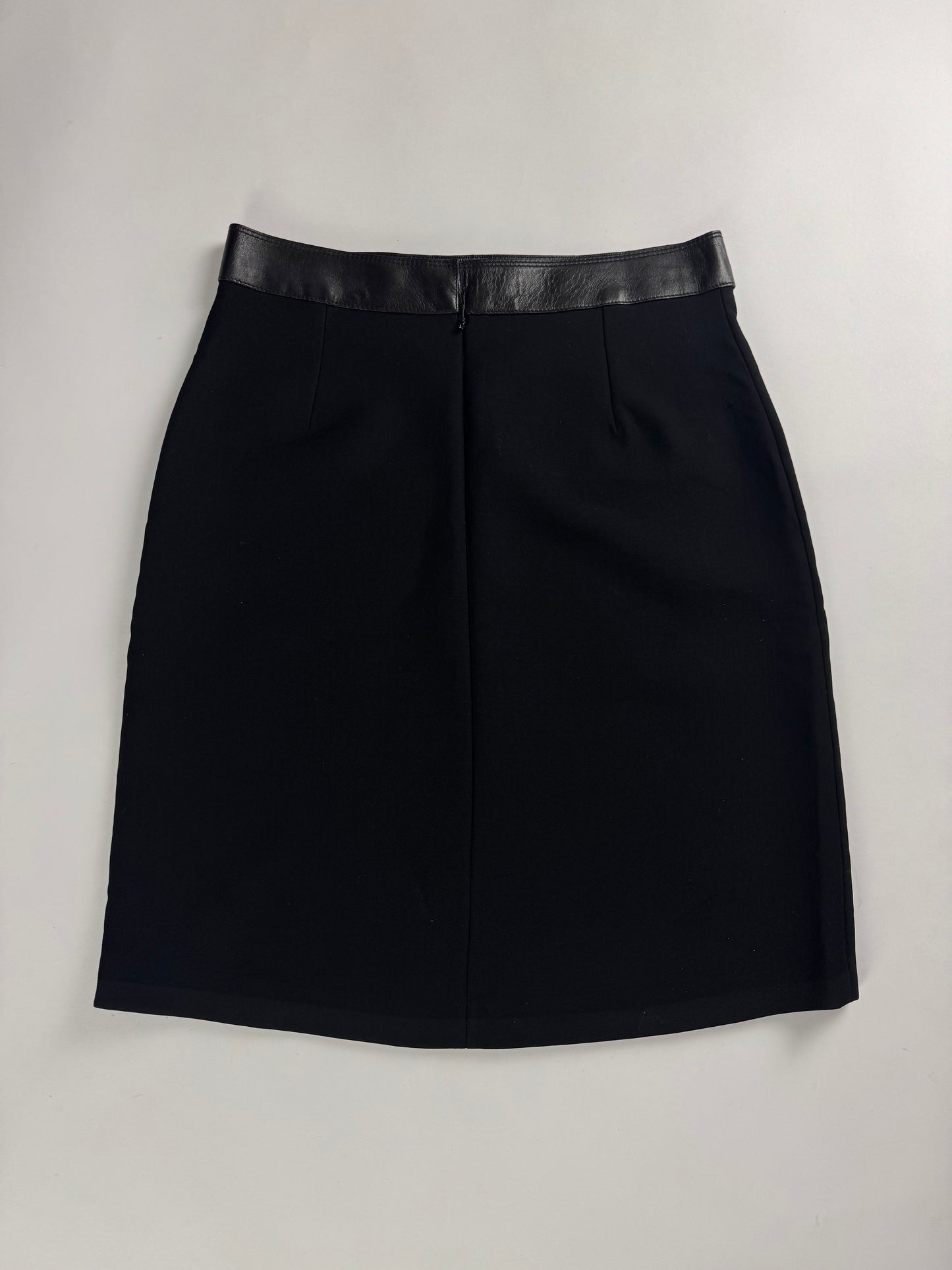 Gucci Tom Ford Essential Black Leather Pockets Skirt FW 2000 - M