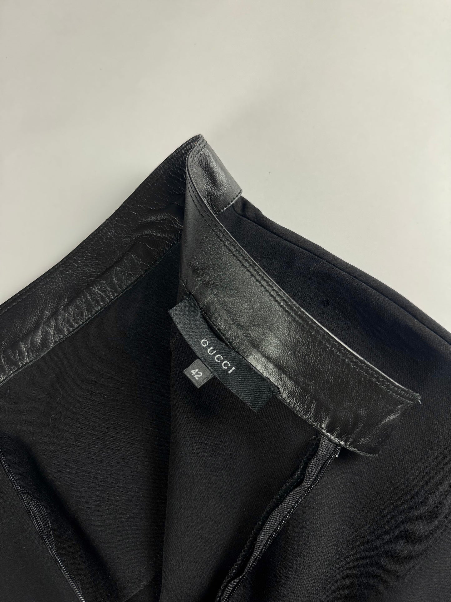 Gucci Tom Ford Essential Black Leather Pockets Skirt FW 2000 - M