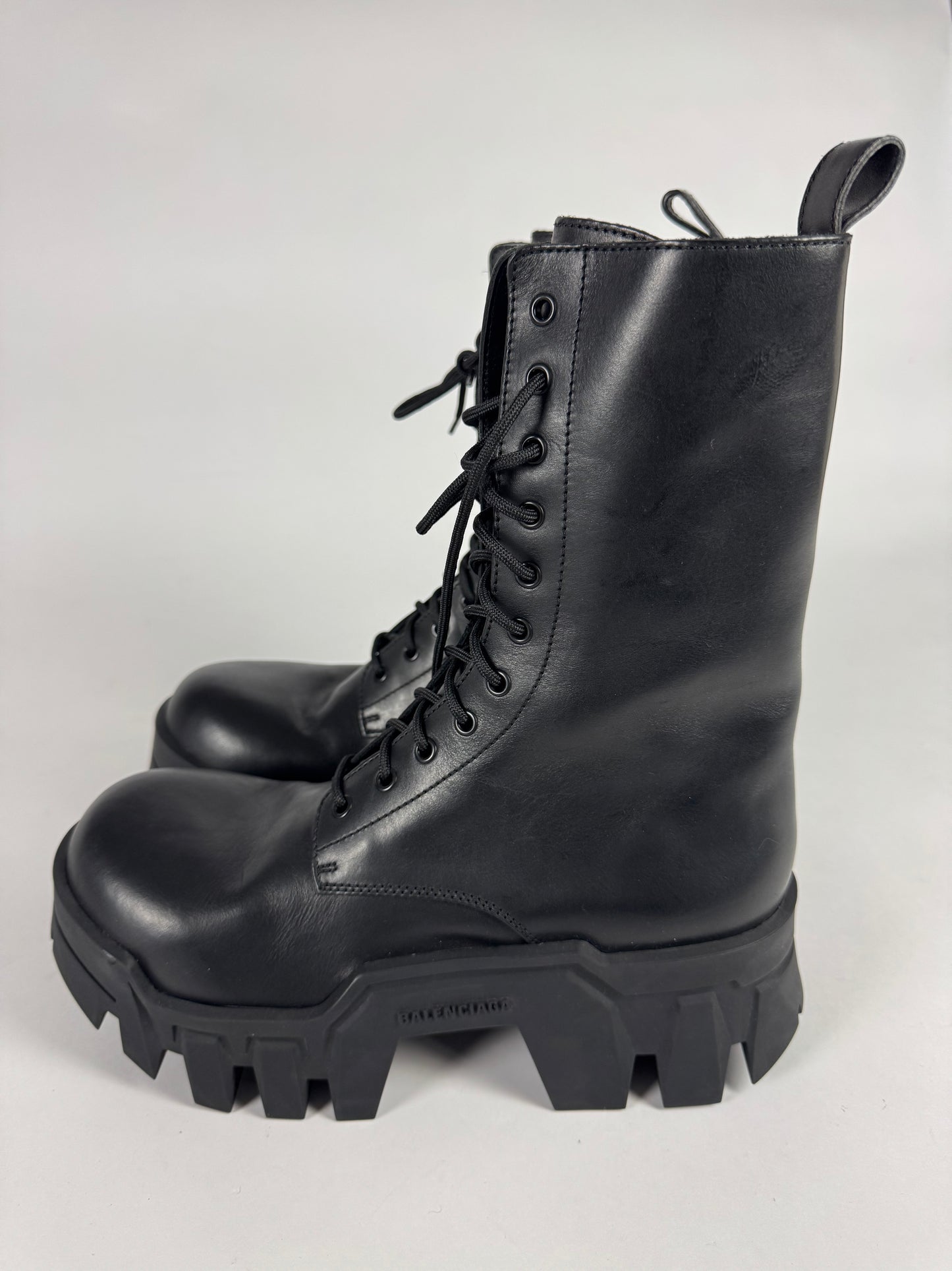Balenciaga Bulldozer Lace Up Matt Smooth Calfskin Black Boots SS 2023 - 43 EU