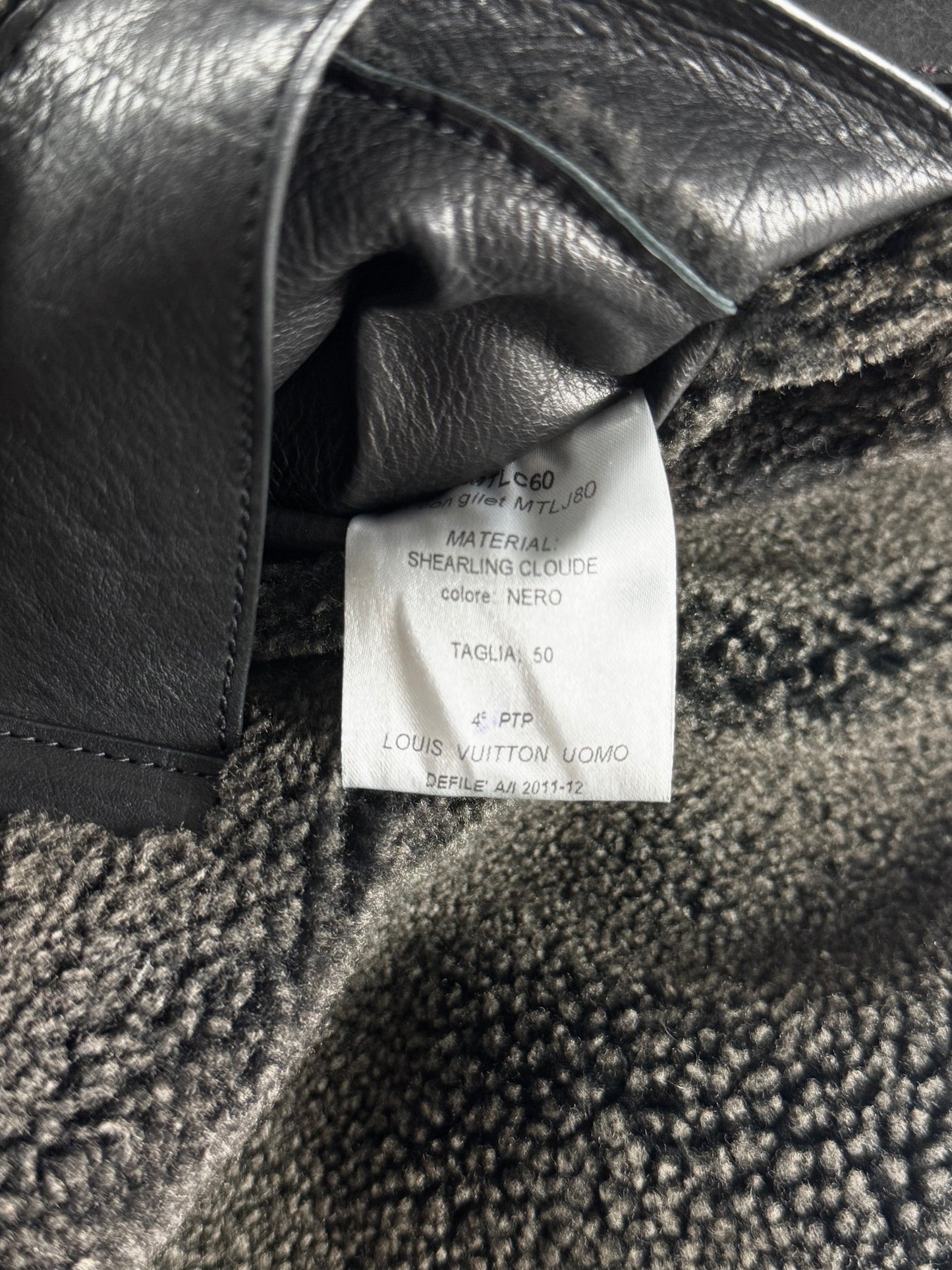 Louis Vuitton Sample Charcoal Shearling Cloude Sleeve Midi Black Collar Leather Tab Pocket Coat FW 2011 - M
