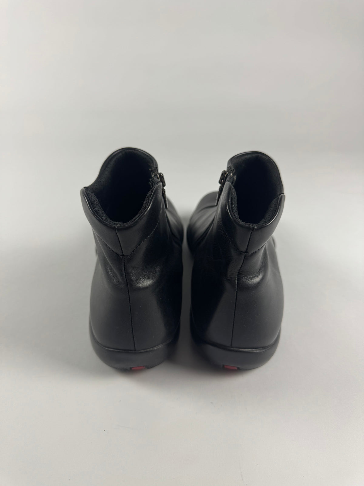 Prada Linea Rossa Black Leather Shadow Sole Mid Boots FW 1999 - 41,5 EU