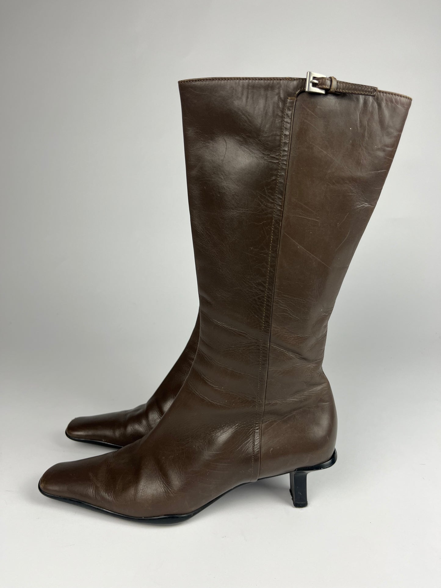 Prada Brown Belted Leather Boots FW 2000 - 38,5 IT/39,5 EU