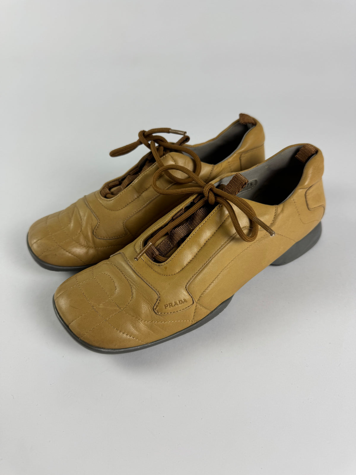 Prada Sport Camel Textured Leather SS 2000 - 37,5 IT/38,5 EU
