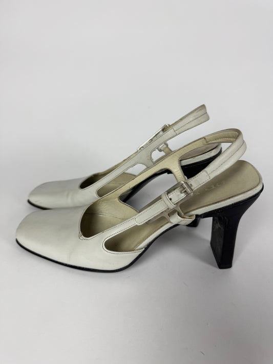 Prada Patent White Leather Slingback Pumps 1990s - 39 IT/39,5 EU