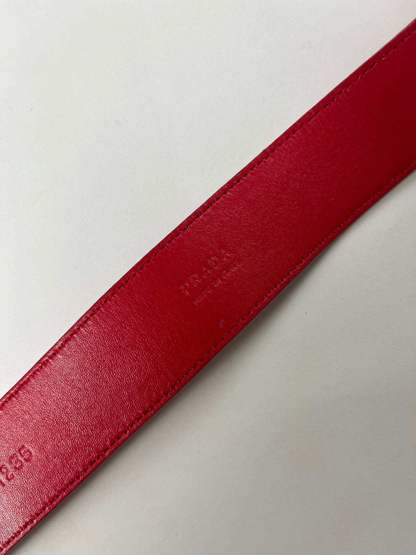 Prada Red Leather Snakeskin Translucent Belt FW 1999 - 70 cm