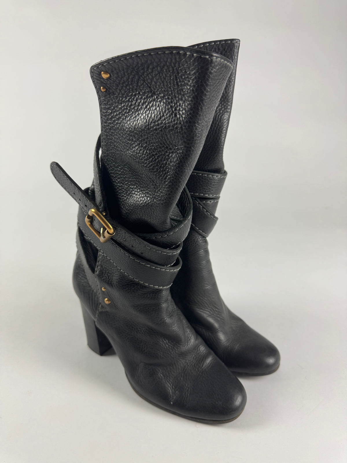 Chloé Belted Wrapped Calf Leather Boots FW 2005 - 37 EU