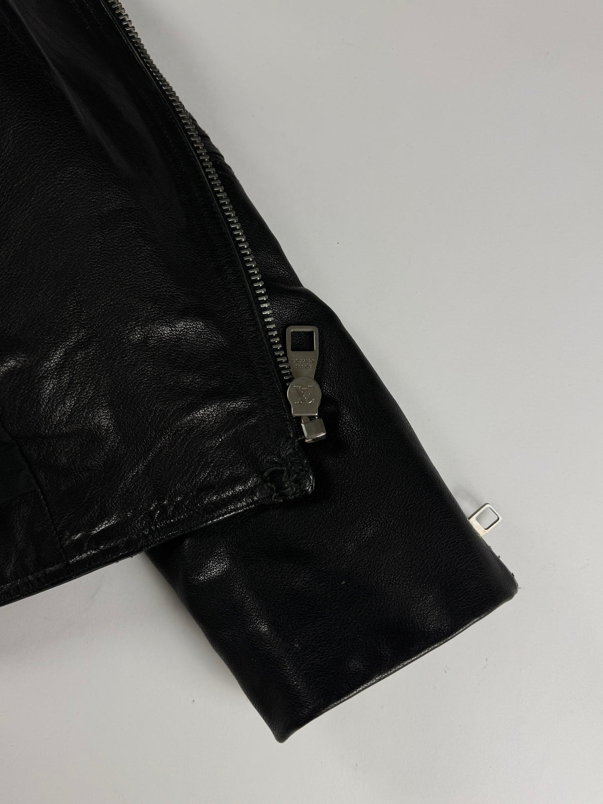 Louis Vuitton Black Heavy Leather Perfecto Biker Jacket SS 2008 - M