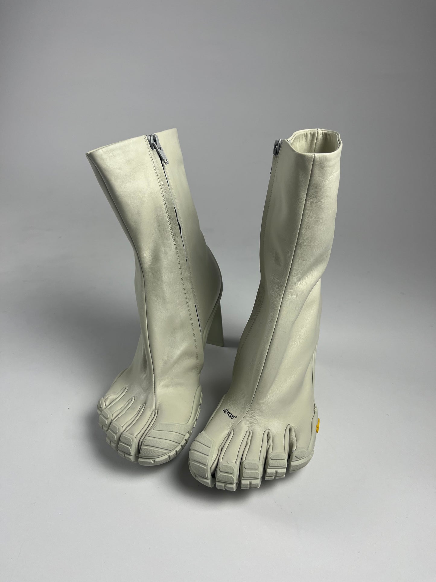 Balenciaga Vibram White Leather Heeled FiveFingers Toe Boots FW 2020 - 37 EU