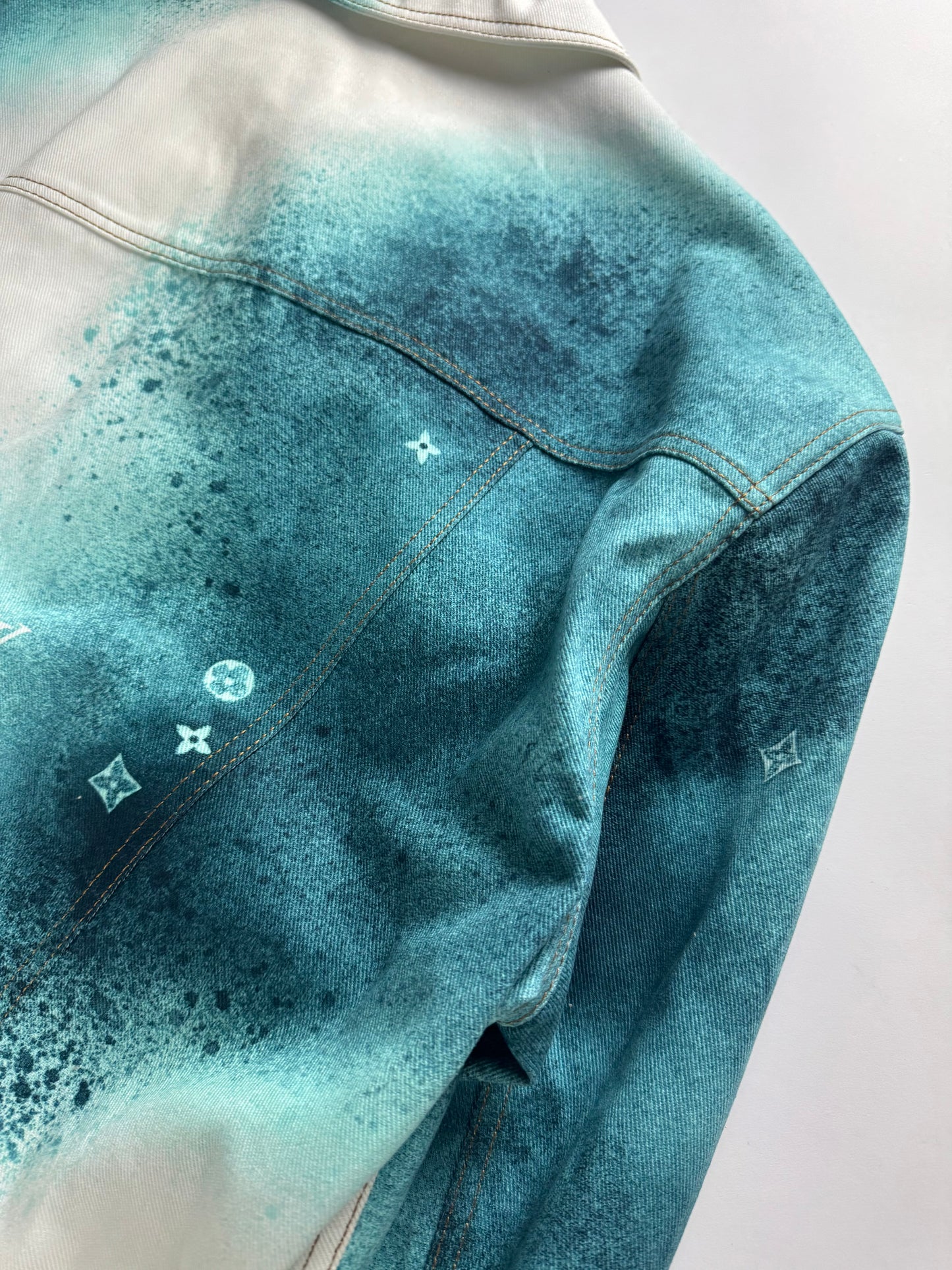 Louis Vuitton Sprayed Monogram Denim Trucker Jacket SS 2023 - M