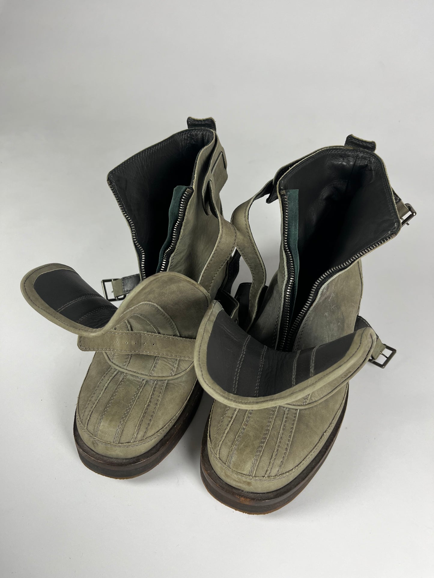 Chanel Sample Post Apocalyptic Belted Boots FW 2011 - 43 EU