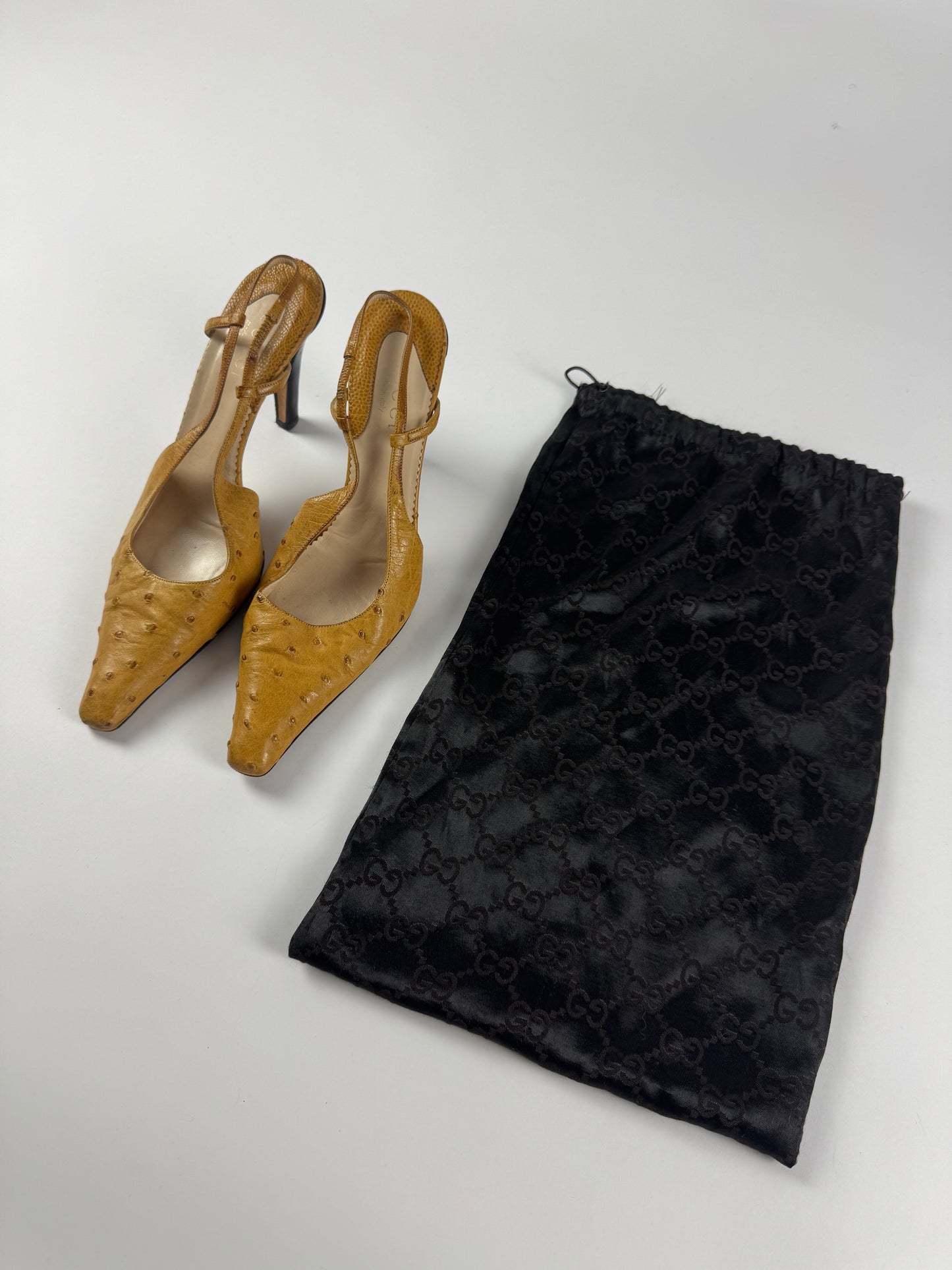 Gucci Tom Ford Light Tan Ostrich Leather Slingback Heels Pumps 1990s - 9,5 IT/40,5 EU