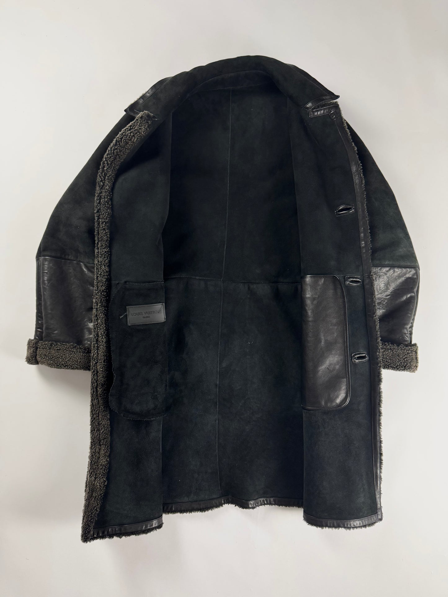 Louis Vuitton Sample Charcoal Shearling Cloude Sleeve Midi Black Collar Leather Tab Pocket Coat FW 2011 - M