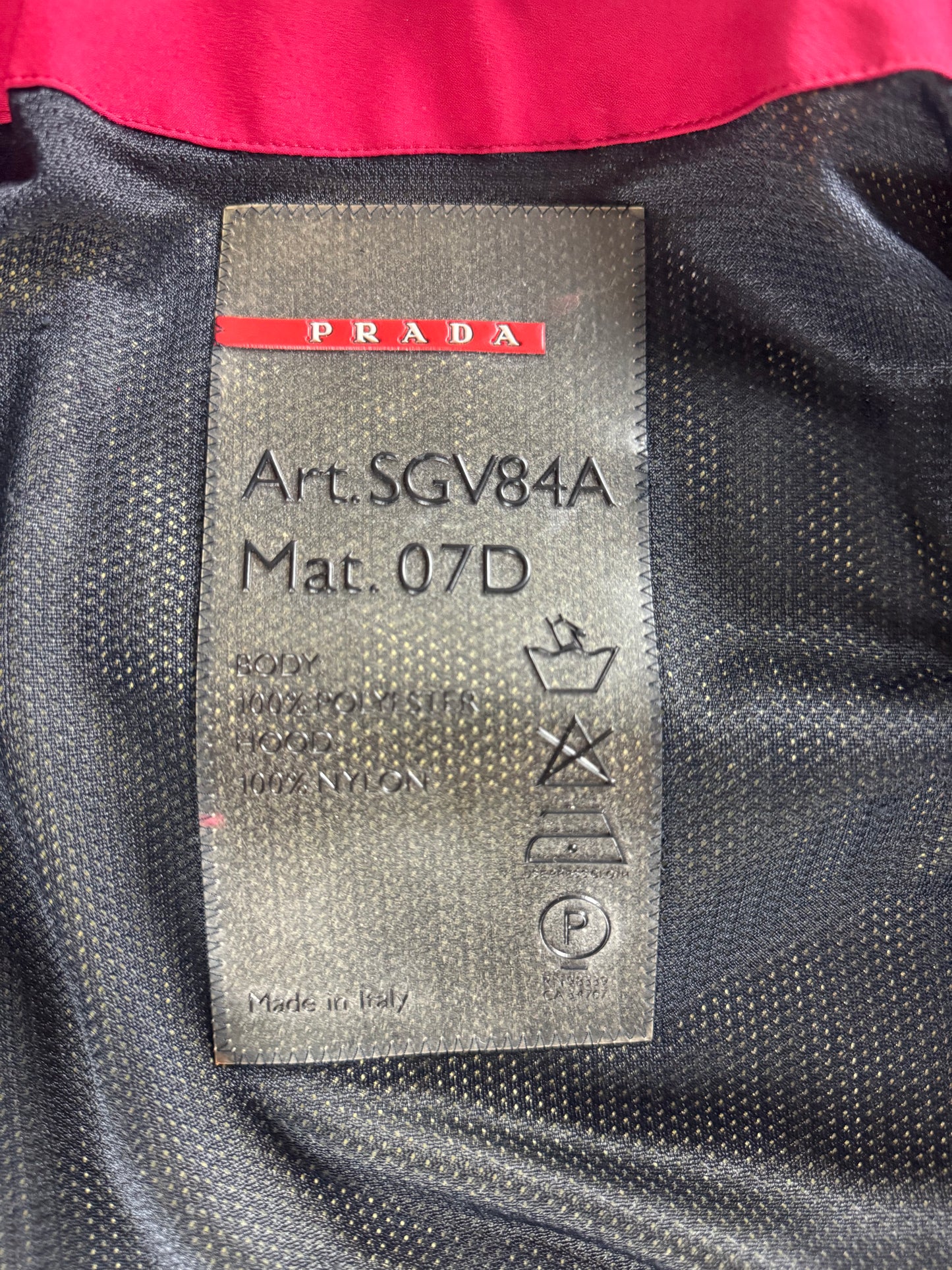 Prada Linea Rossa Gore Tex Red Nylon Convertible Hoodie Jacket FW 1999 - L