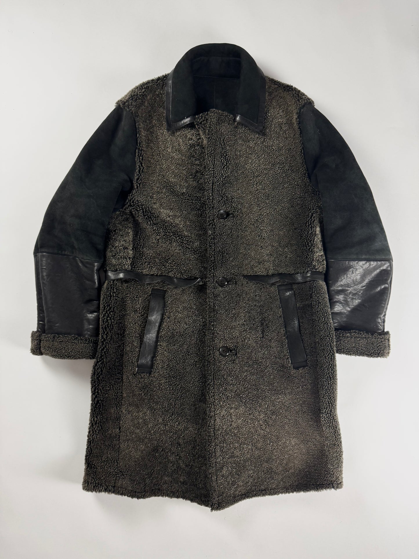 Louis Vuitton Sample Charcoal Shearling Cloude Sleeve Midi Black Collar Leather Tab Pocket Coat FW 2011 - M