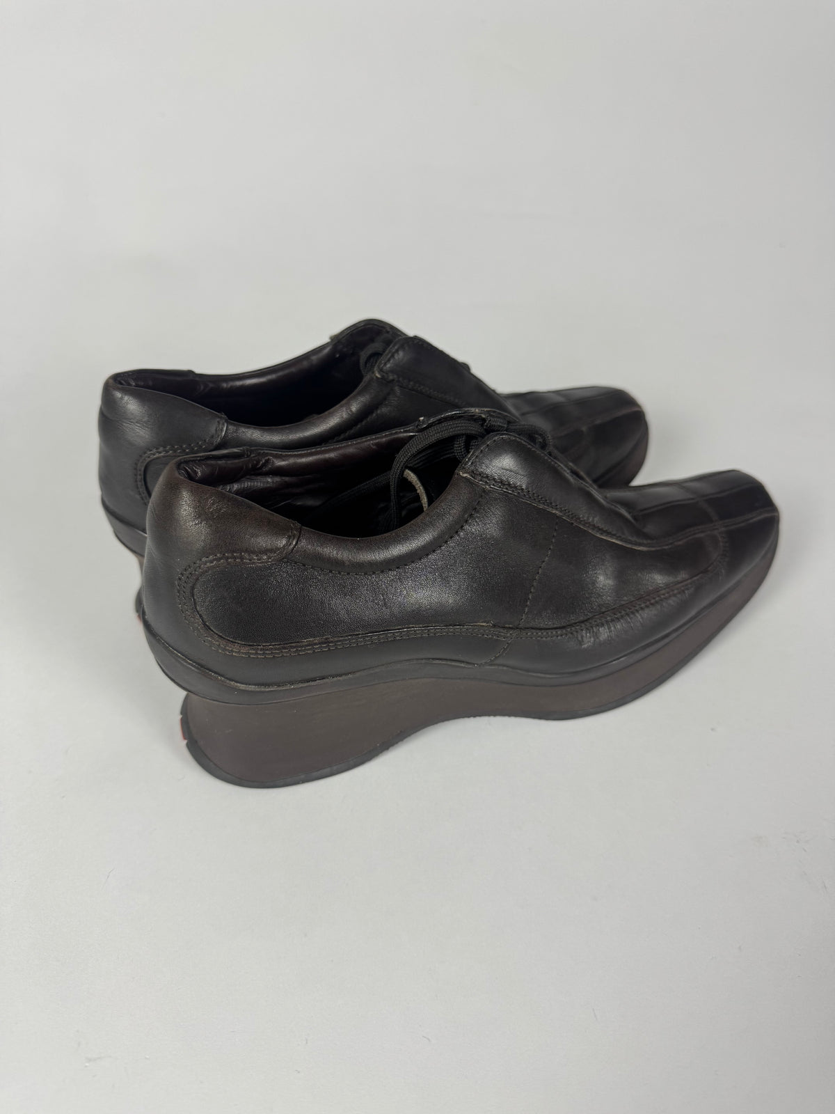 Prada Sport Leather Low Aero Platform Shoes FW 1999 - 38 IT/38,5 EU