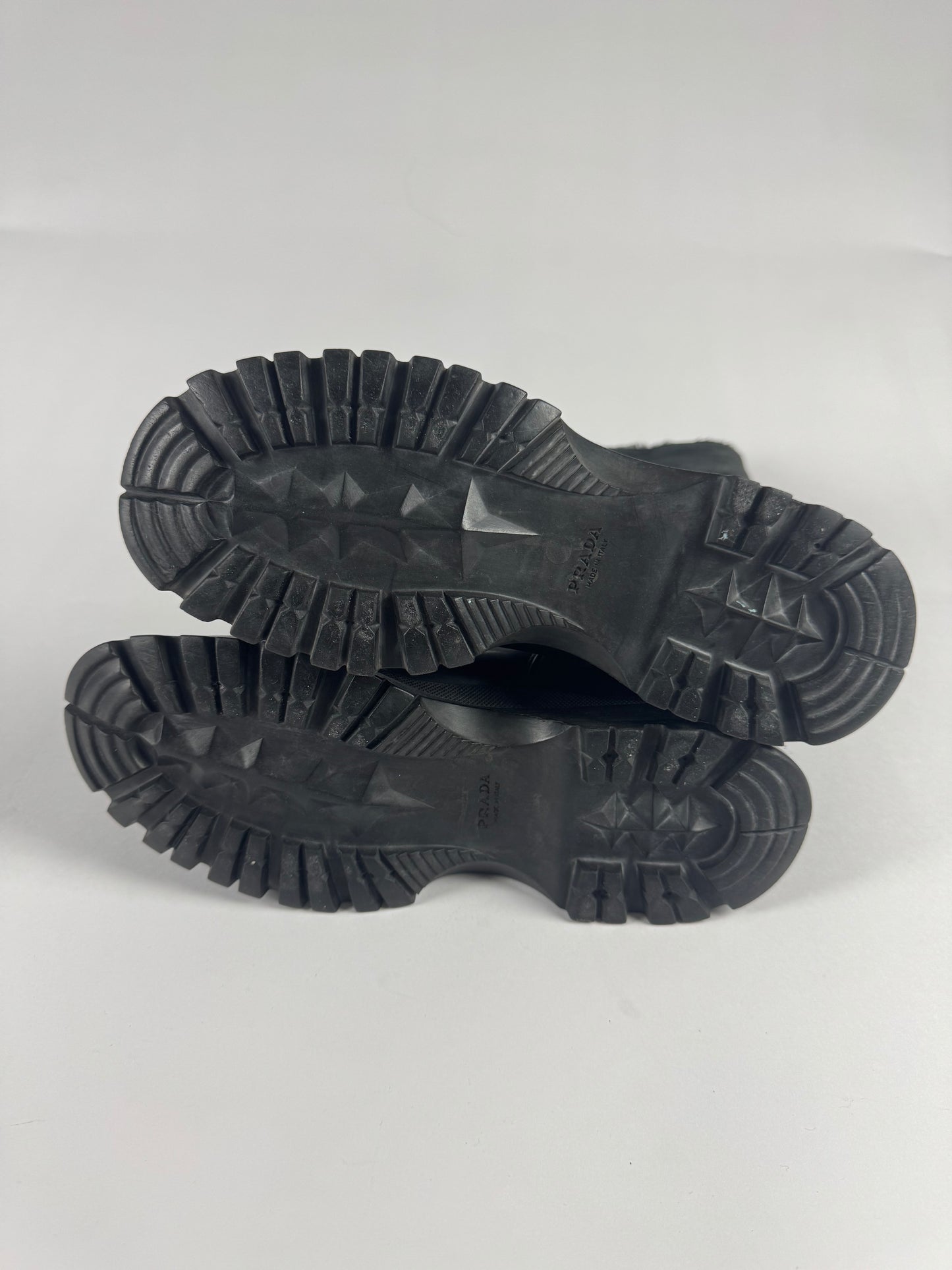 Prada Premium Shearling Combats Boots FW 2003 - 39 IT/40 EU