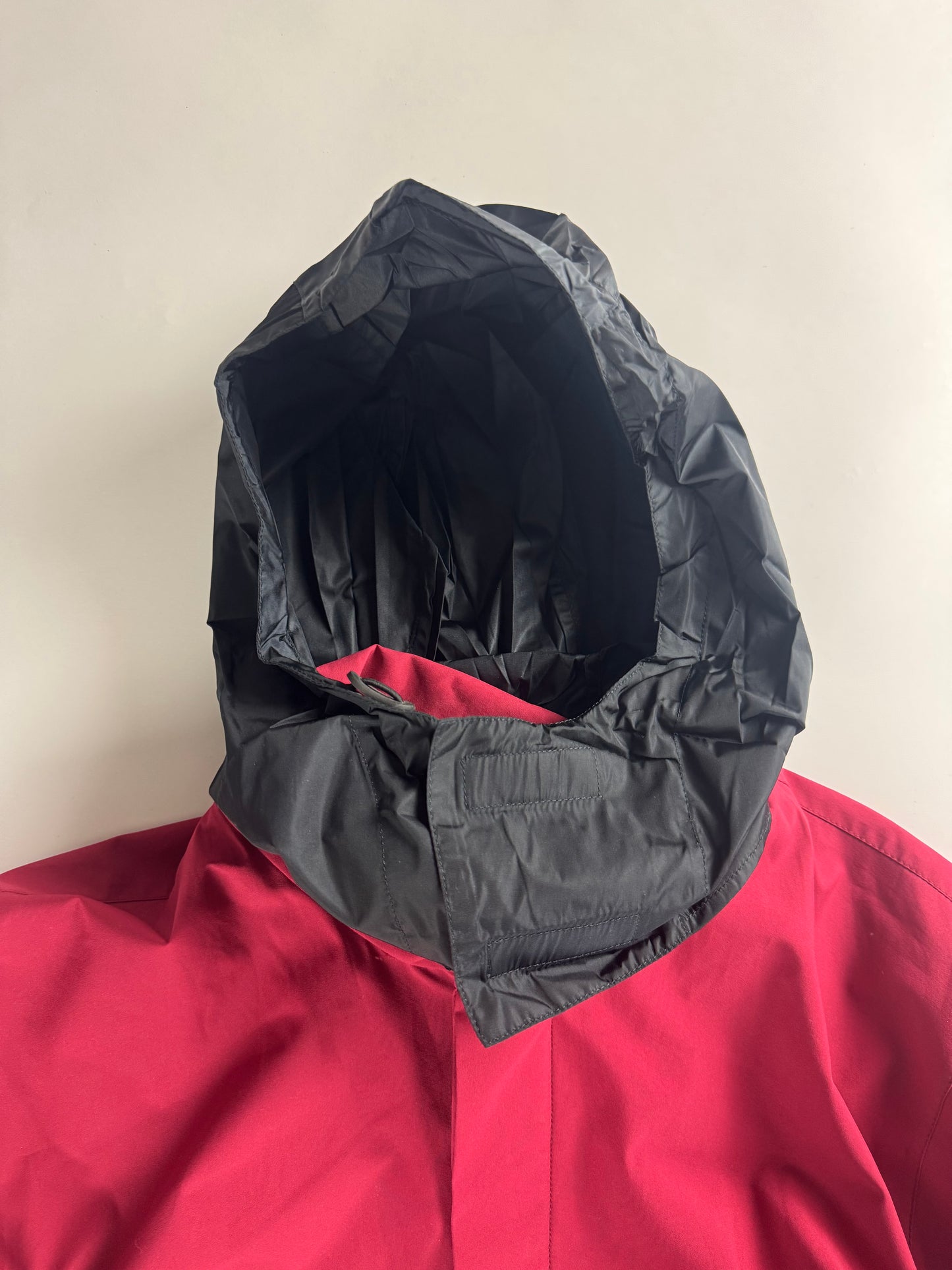 Prada Linea Rossa Gore Tex Red Nylon Convertible Hoodie Jacket FW 1999 - L