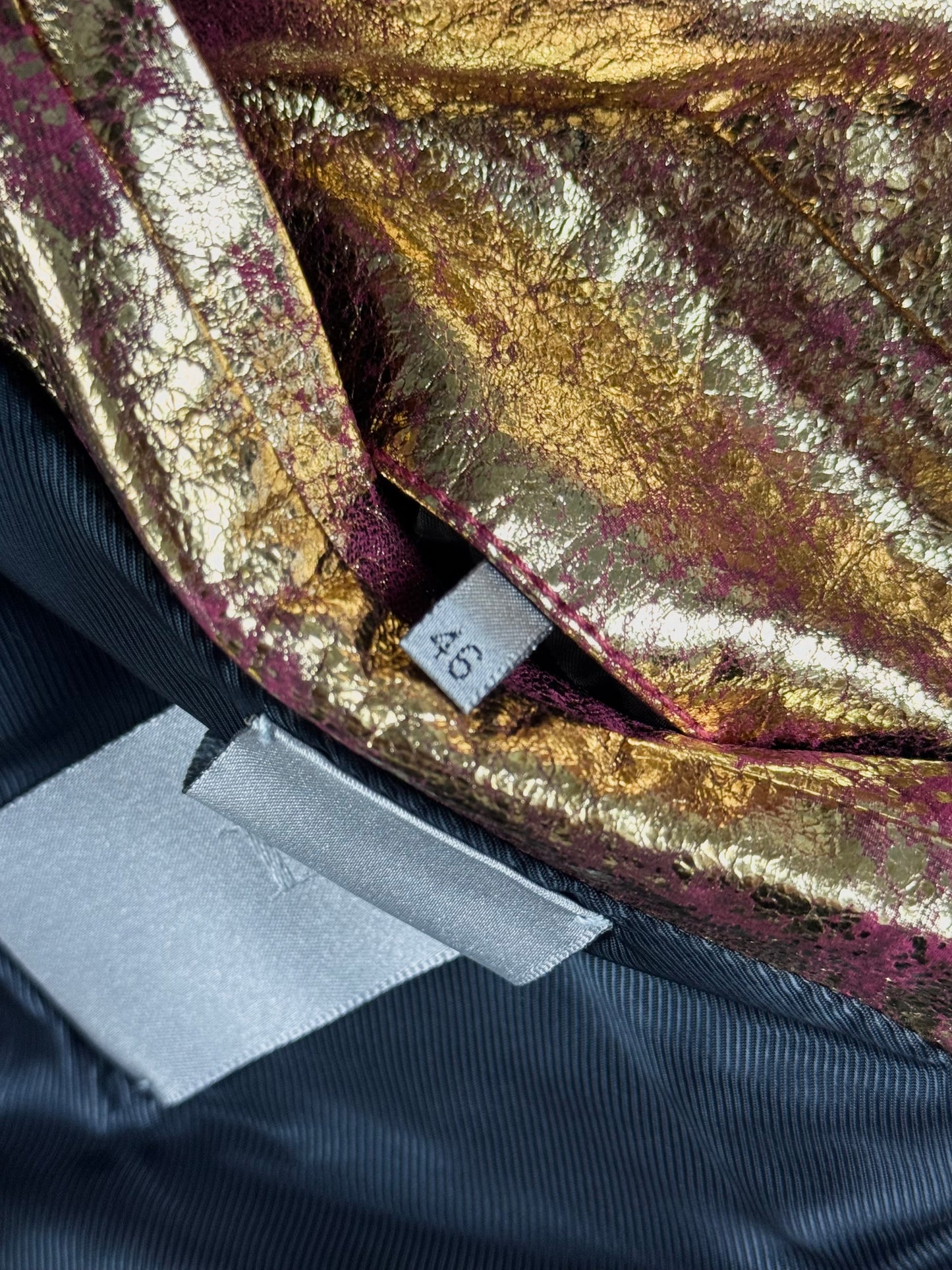 Dior Homme Sample Oro Fluxia Gold Crinkled Metallic Fuchsia Zip Trim Leather Sleeveless Jacket SS 2009 - M